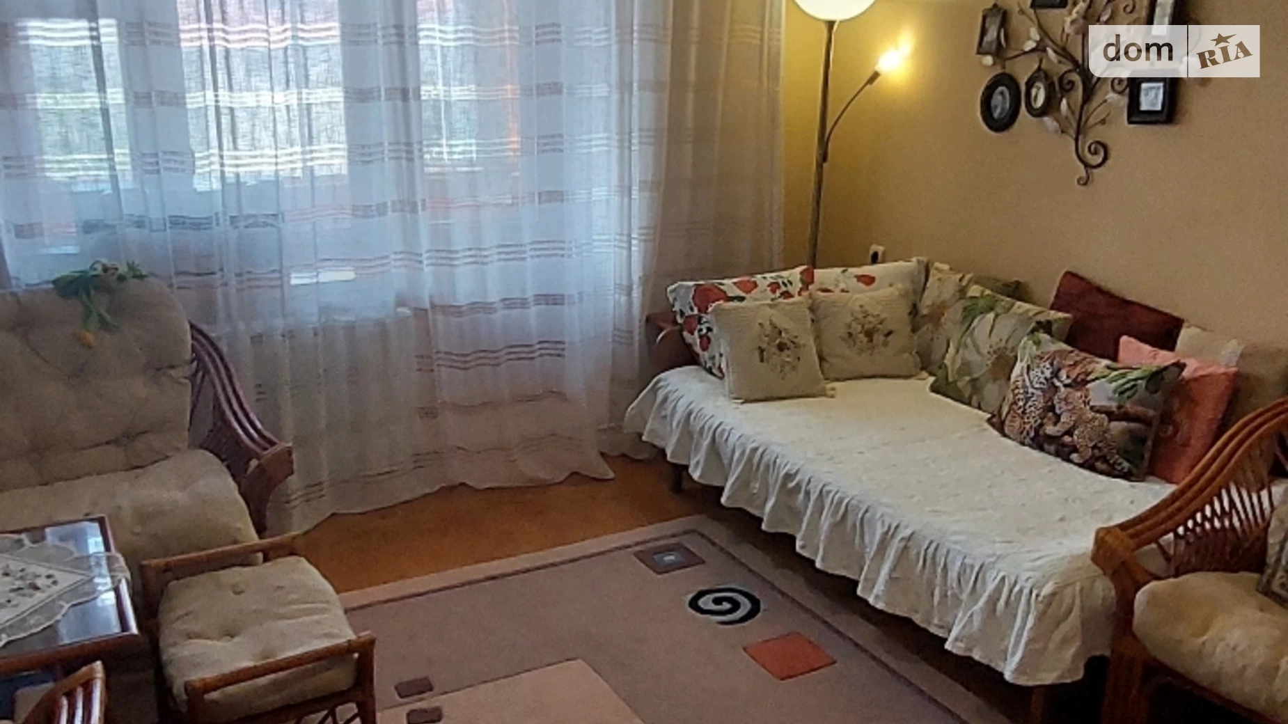 Продается 2-комнатная квартира 60 кв. м в Николаеве, 1-я ул. Экипажная, 2 - фото 2