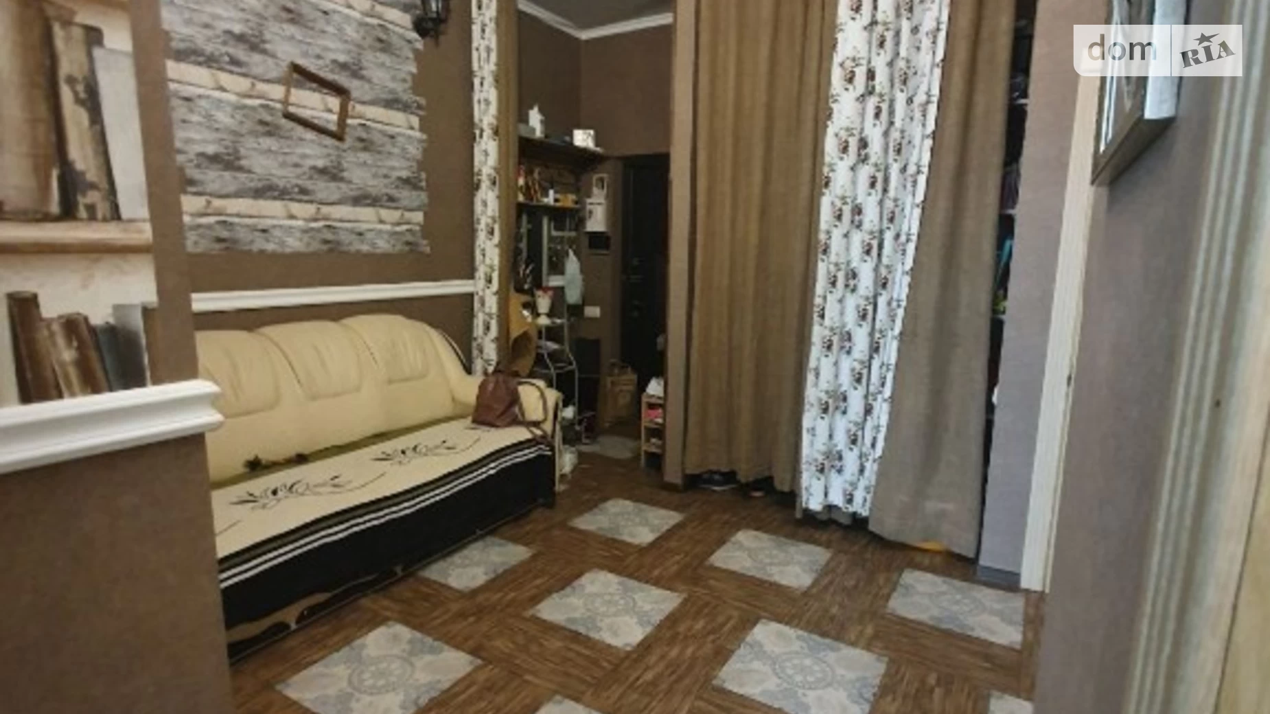 Продается 1-комнатная квартира 58 кв. м в Одессе, ул. Макаренко - фото 2