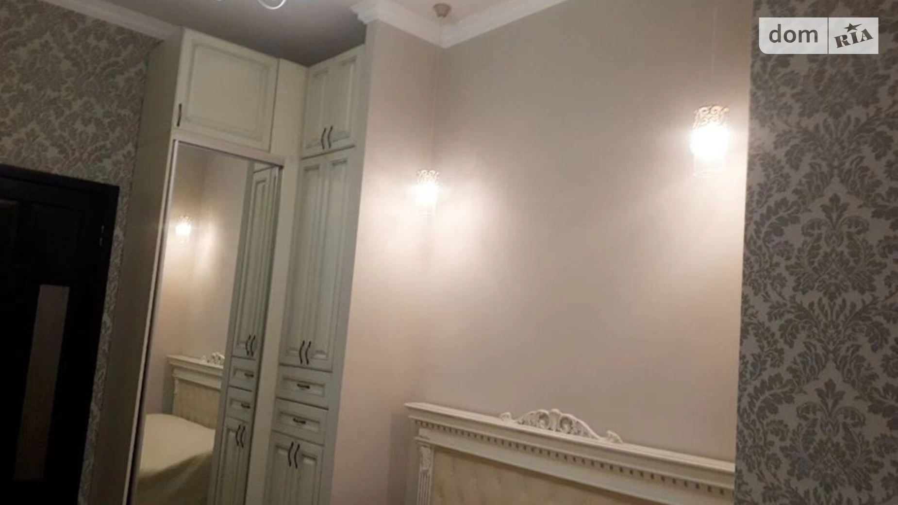 Продается 3-комнатная квартира 100 кв. м в Одессе, ул. Дерибасовская - фото 4