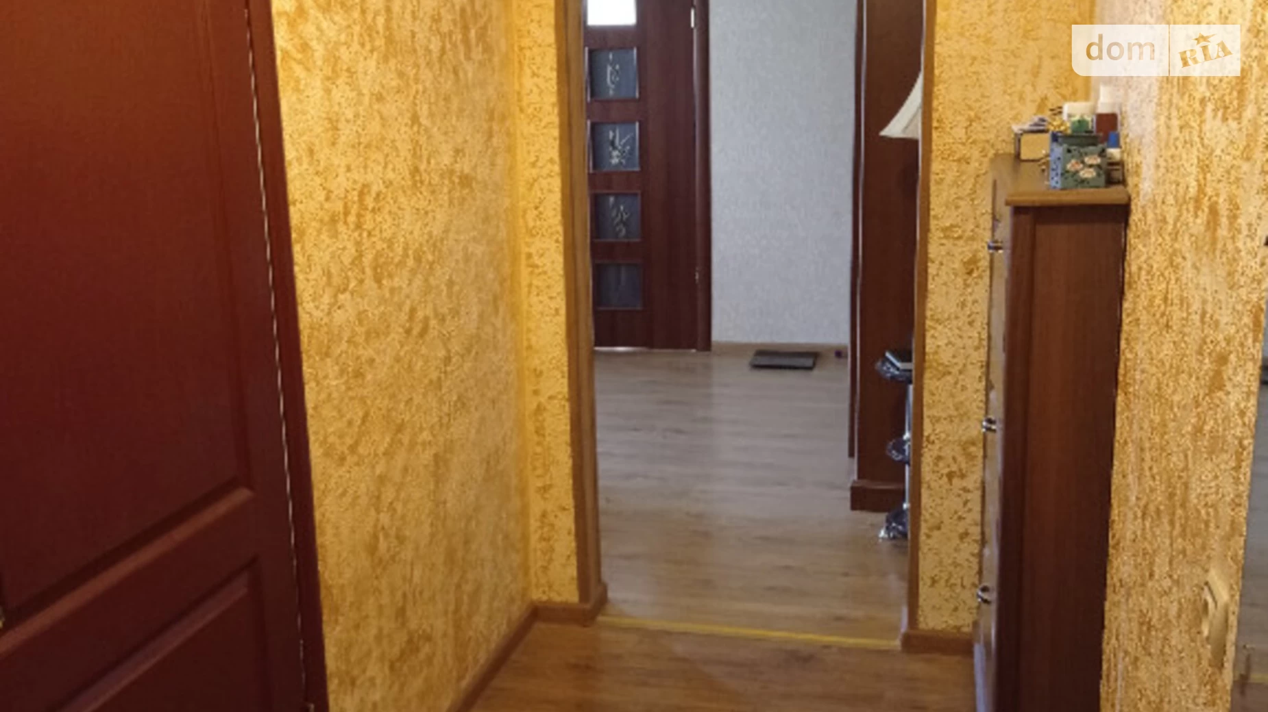 Продается 4-комнатная квартира 61.2 кв. м в Одессе, ул. Ивана Франко