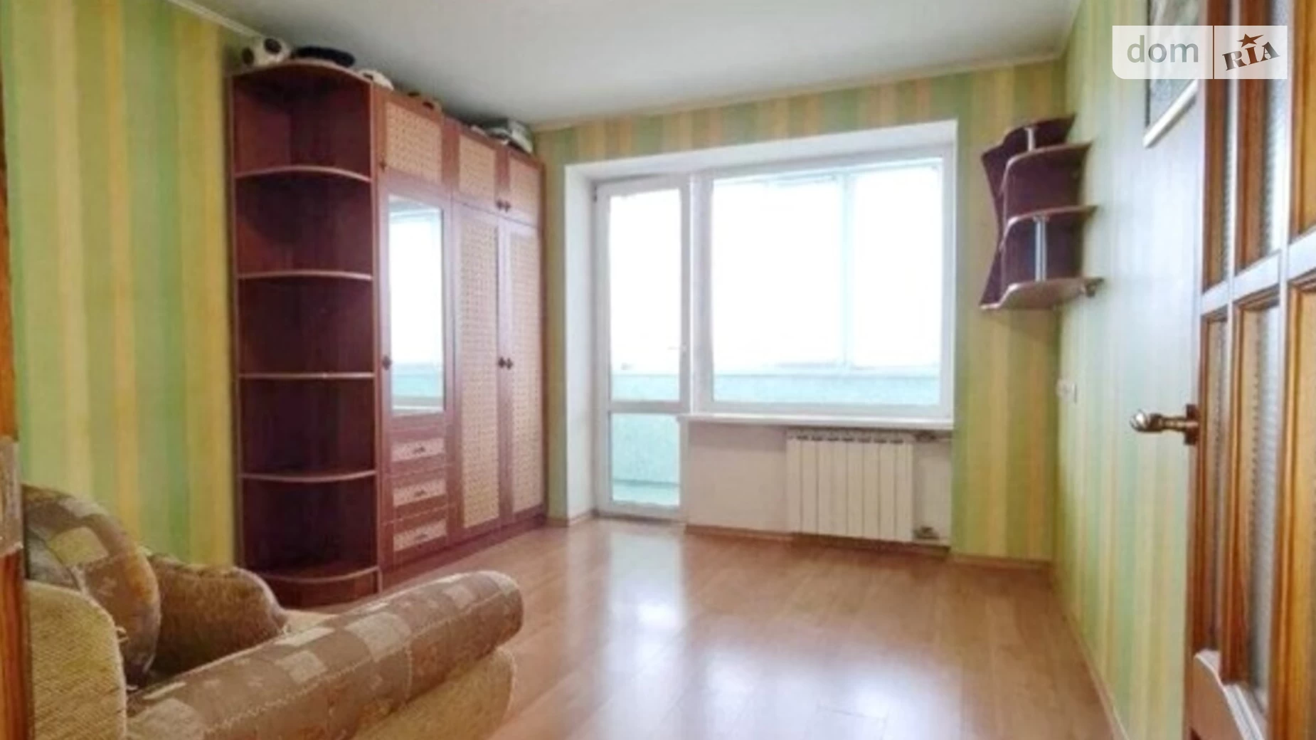 Продається 3-кімнатна квартира 61 кв. м у Одесі, вул. Іцхака Рабіна, 39А