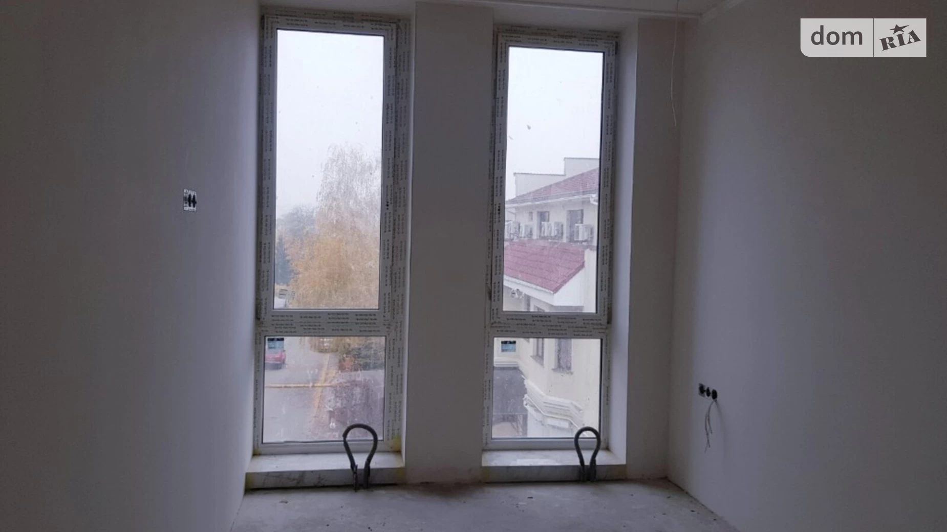 Продается 1-комнатная квартира 37 кв. м в Одессе, ул. Педагогическая