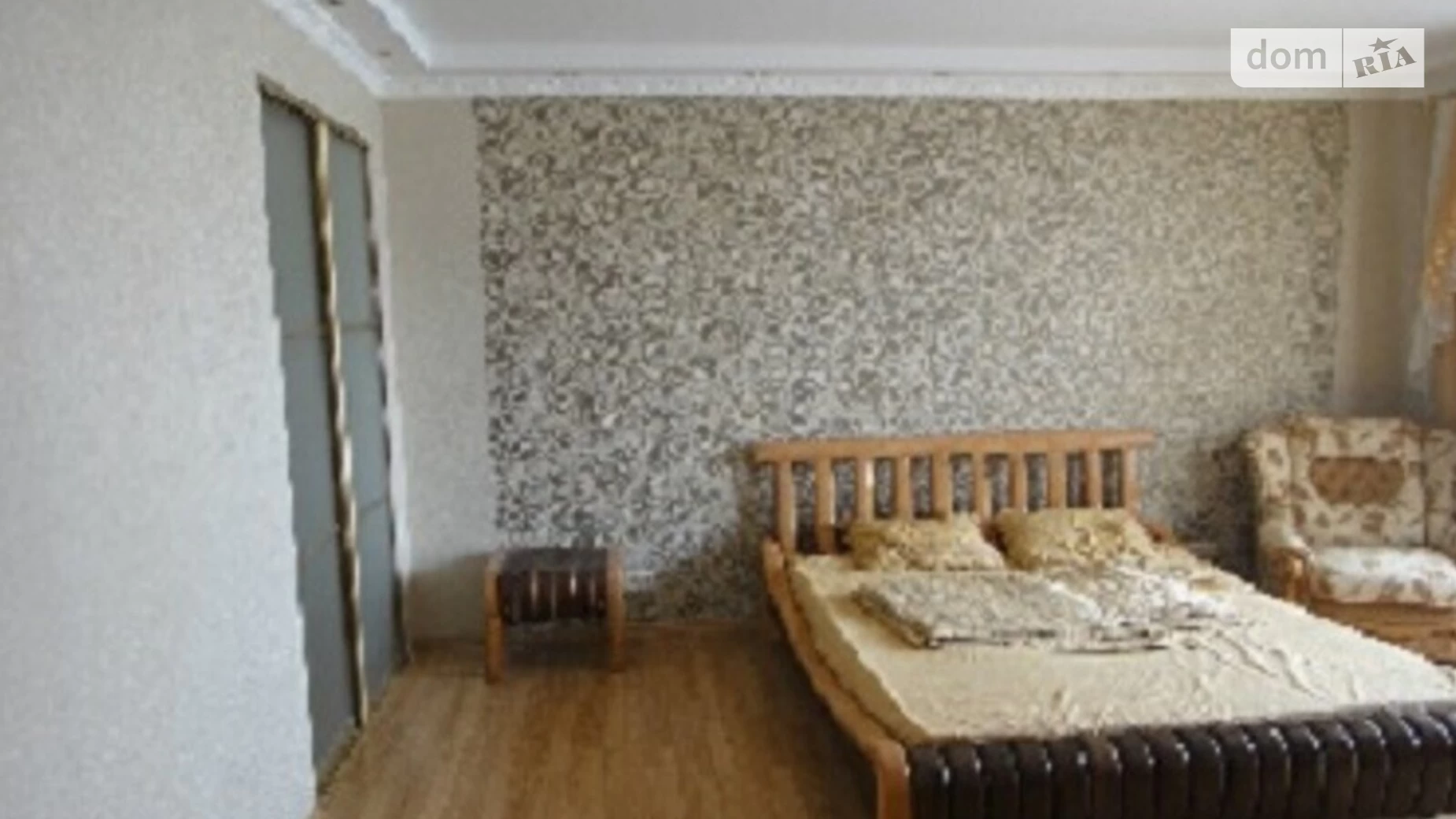 Продается 3-комнатная квартира 115 кв. м в Одессе, ул. Тенистая