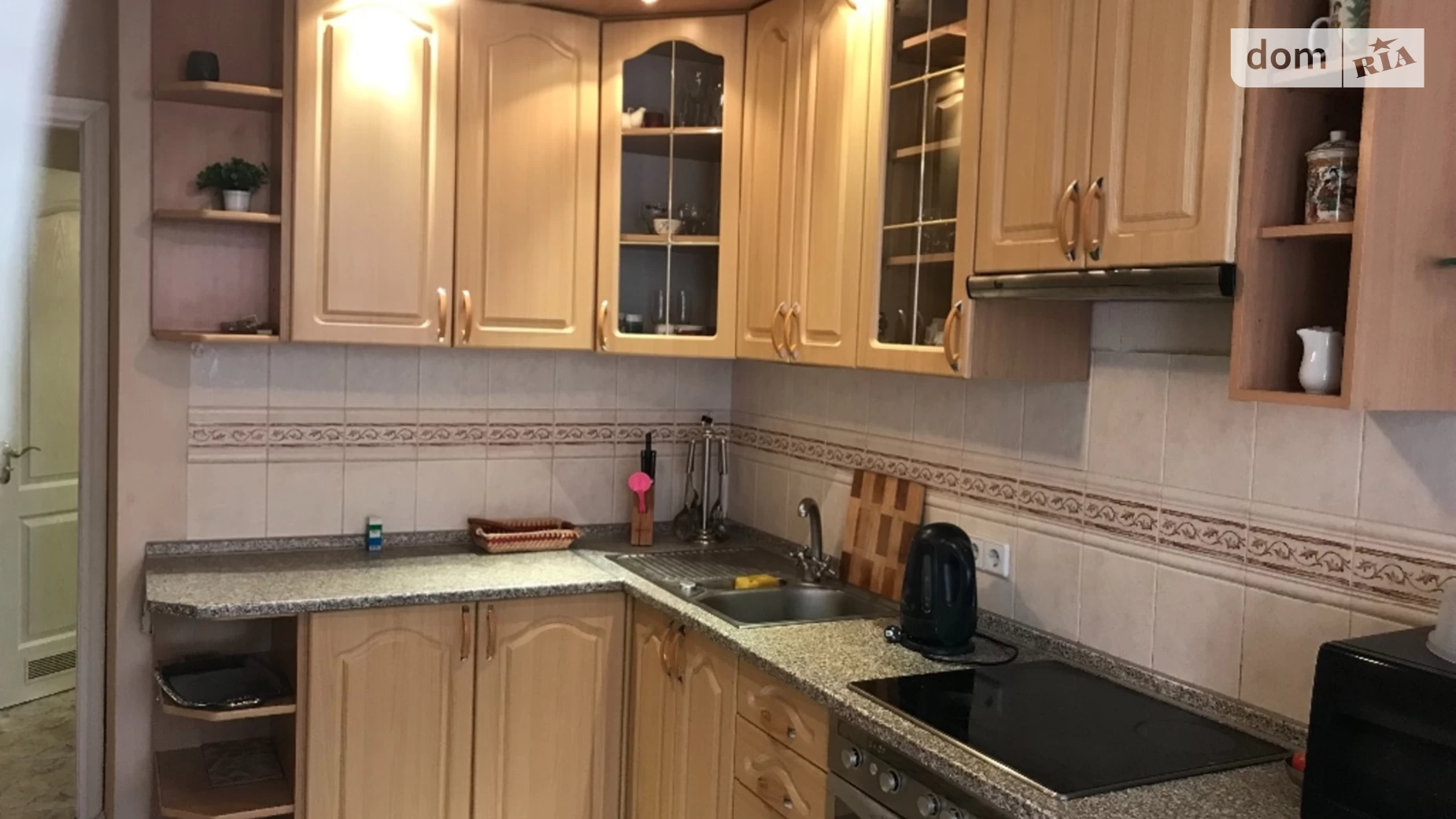 Продается 1-комнатная квартира 43.9 кв. м в Киеве, ул. Ломаковская(Мичурина), 4 - фото 2