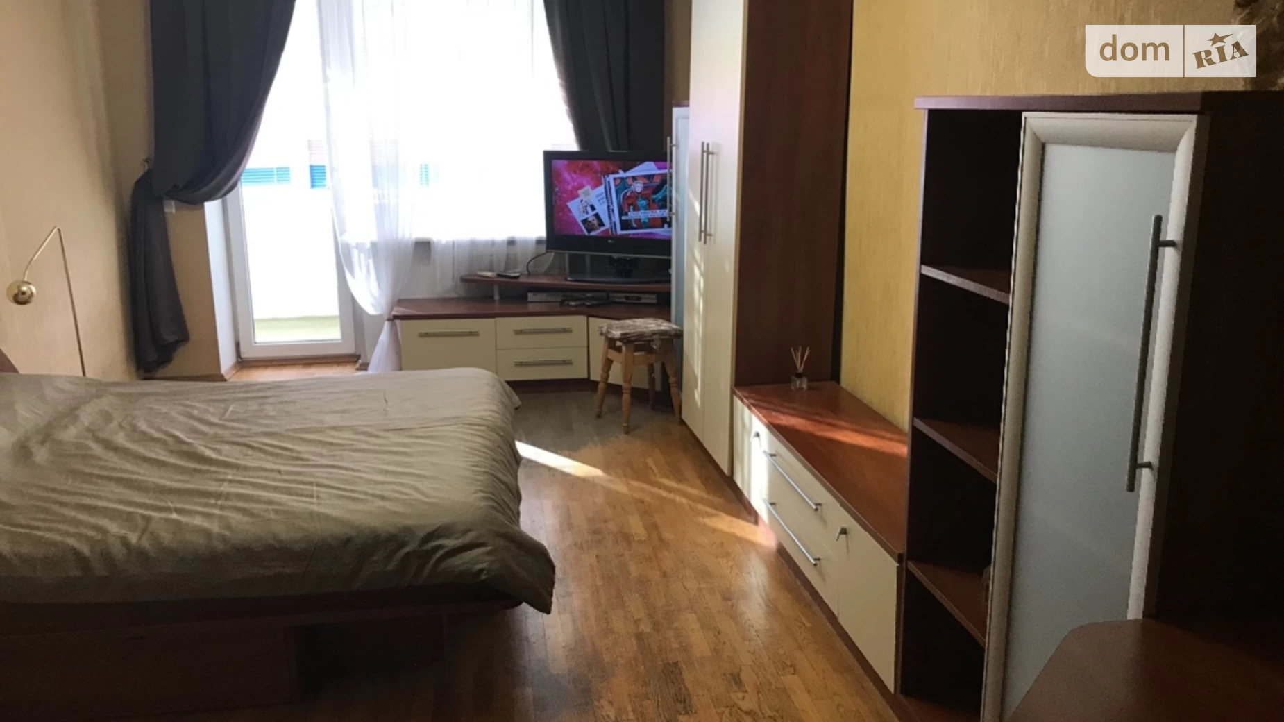 Продается 1-комнатная квартира 43.9 кв. м в Киеве, ул. Ломаковская(Мичурина), 4 - фото 3