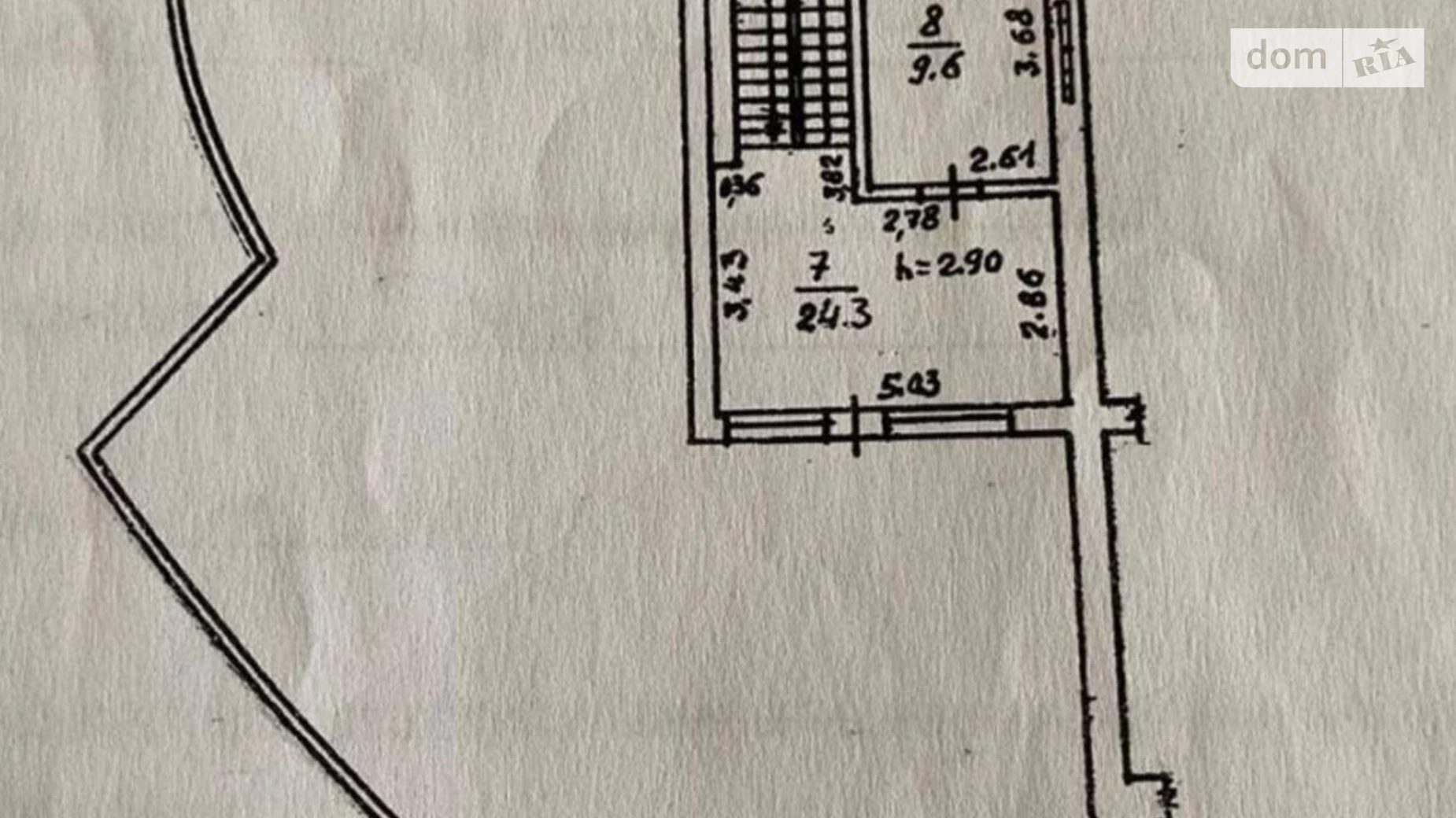 Продається 4-кімнатна квартира 333 кв. м у Одесі, пров. Каркашадзе