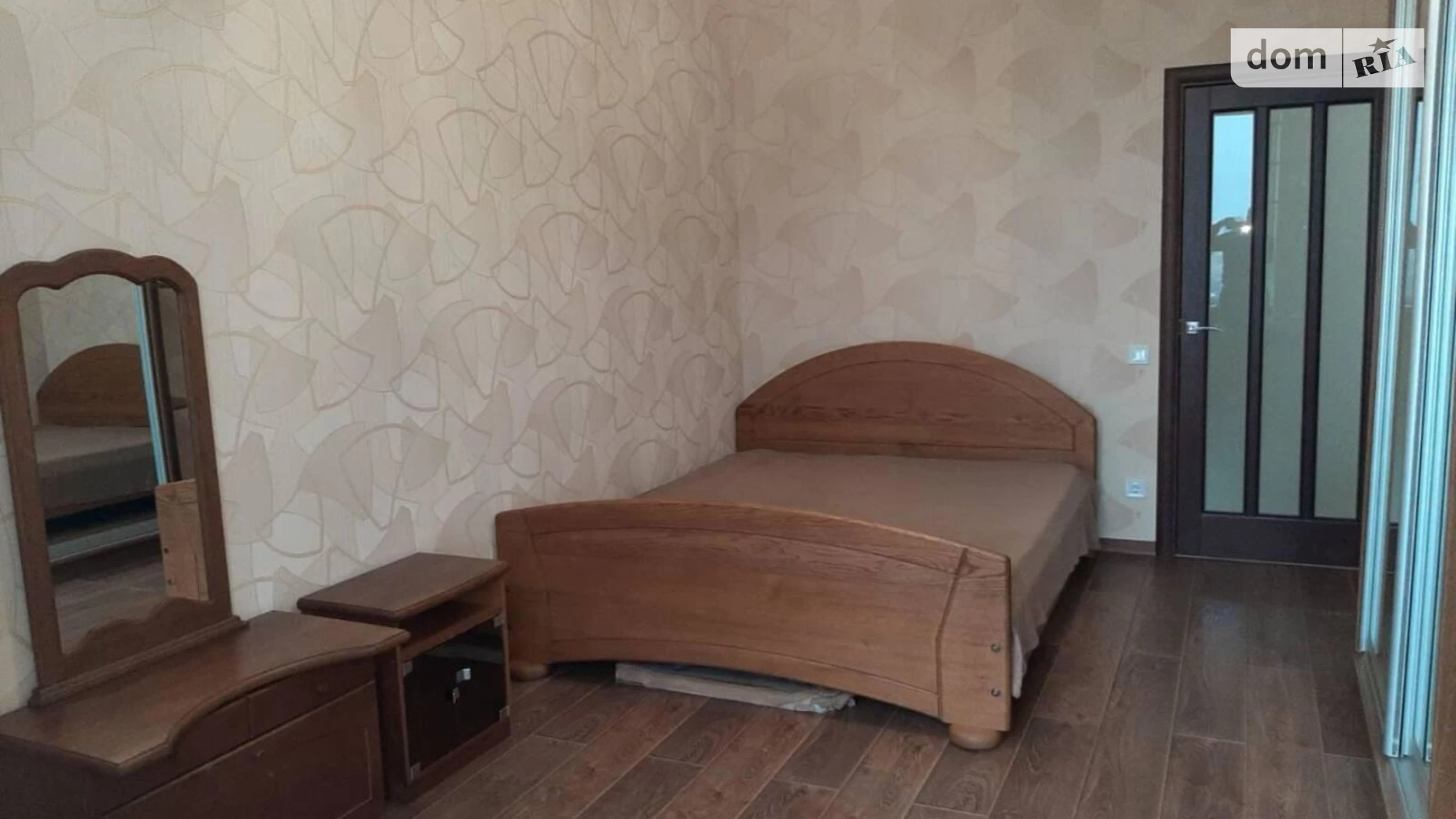Продается 2-комнатная квартира 90 кв. м в Одессе, ул. Макаренко