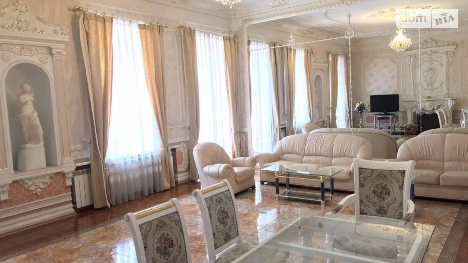 Продается 3-комнатная квартира 165 кв. м в Одессе, ул. Преображенская