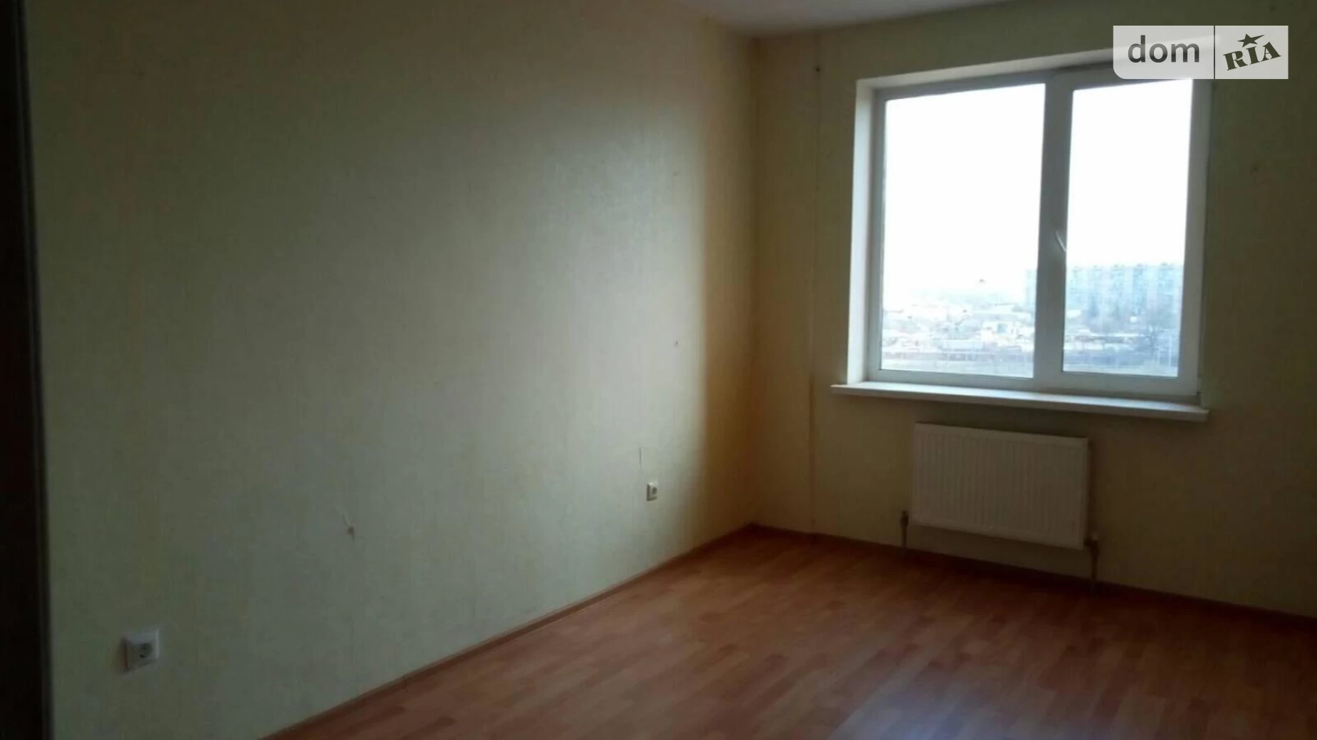 Продается 3-комнатная квартира 91.5 кв. м в Одессе, ул. Школьная