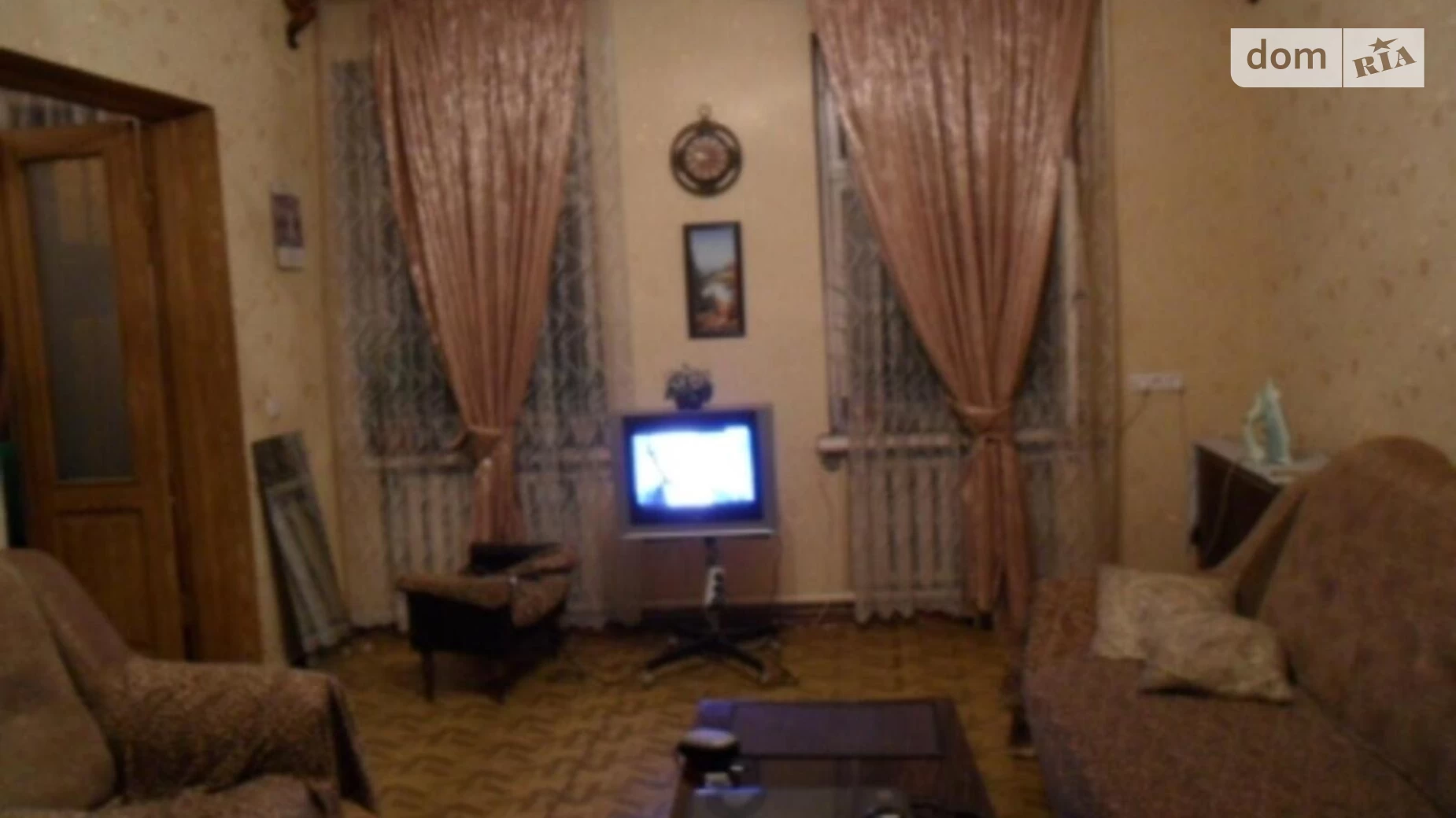 Продается 3-комнатная квартира 75 кв. м в Одессе, ул. Южная
