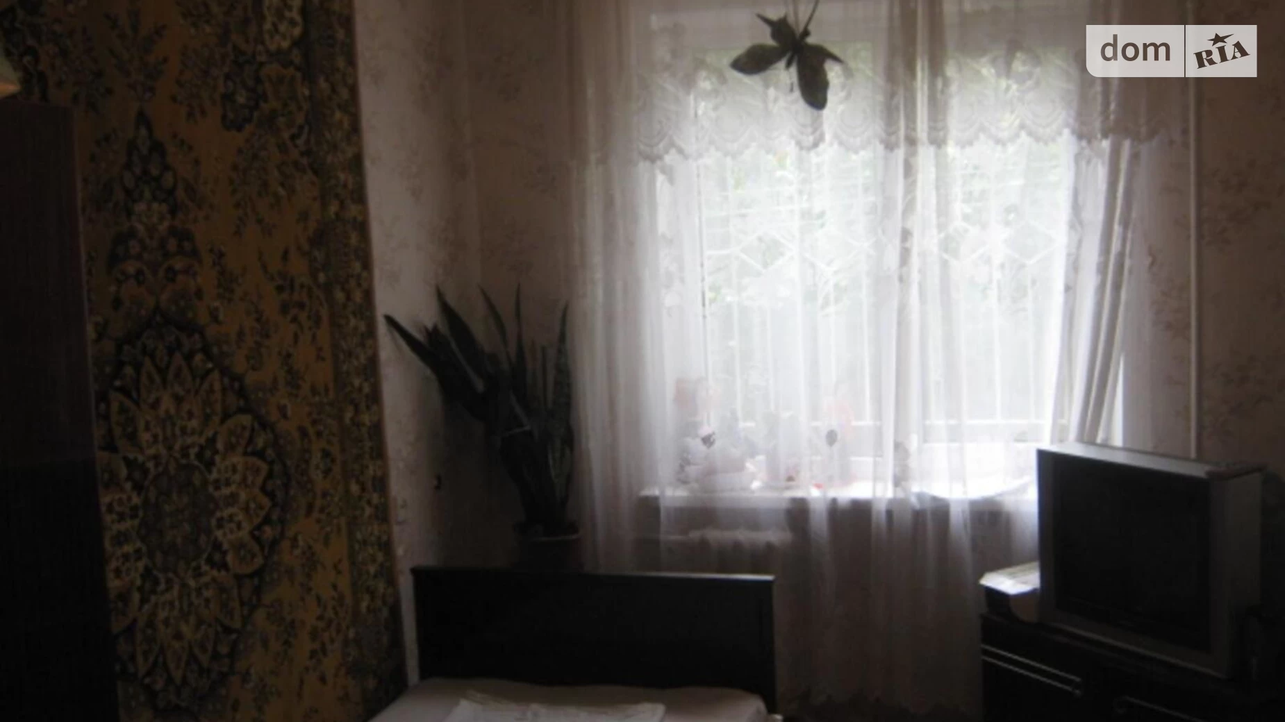 Продається 4-кімнатна квартира 61 кв. м у Одесі, вул. Маршала Малиновського