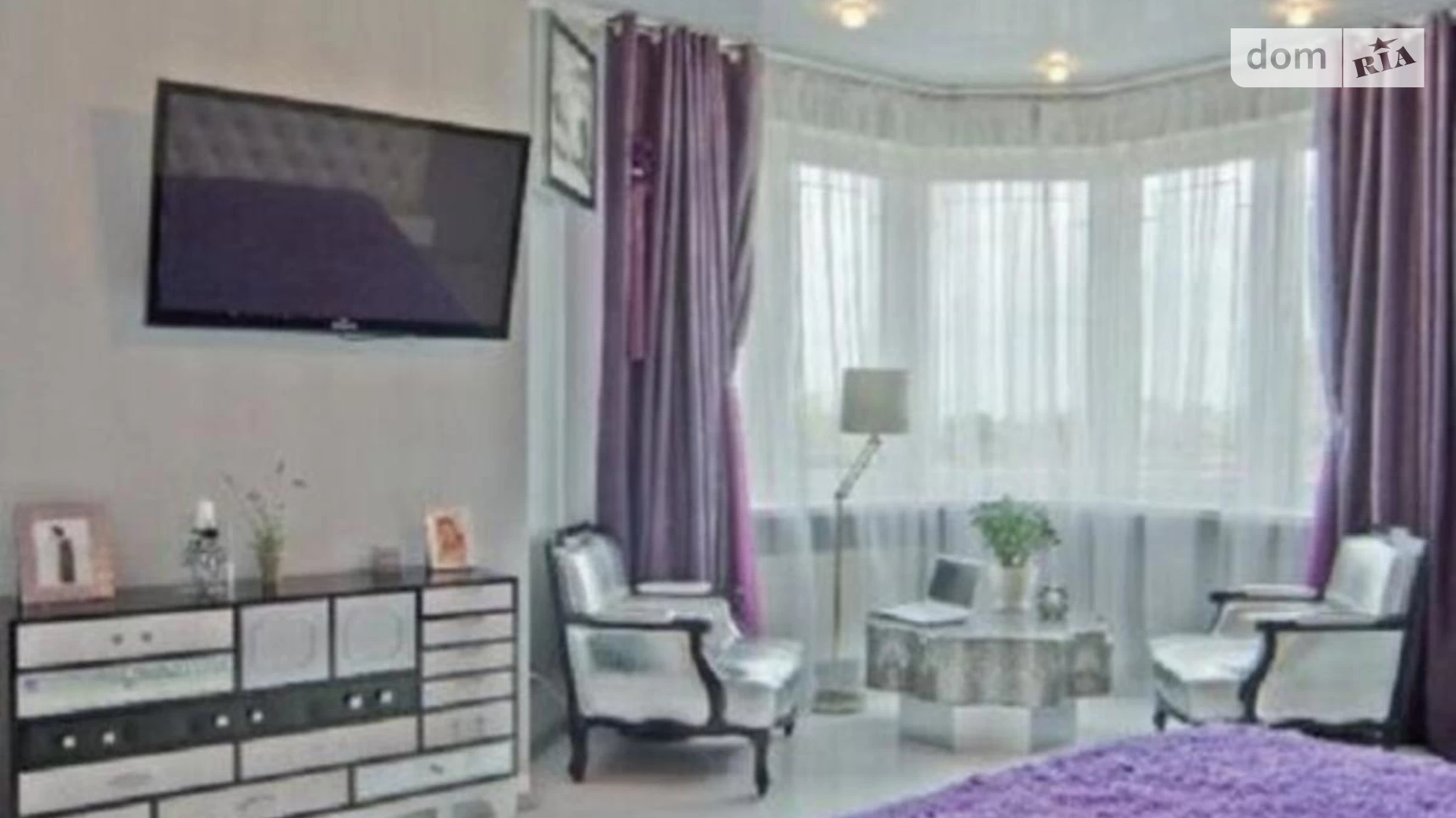 Продается 3-комнатная квартира 120 кв. м в Одессе, ул. Среднефонтанская