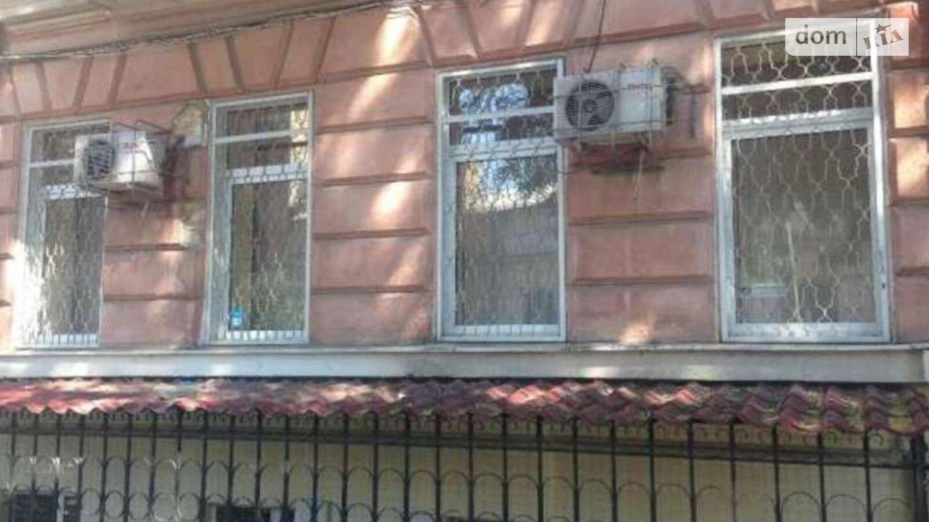 Продается 3-комнатная квартира 70 кв. м в Одессе, ул. Гимназическая