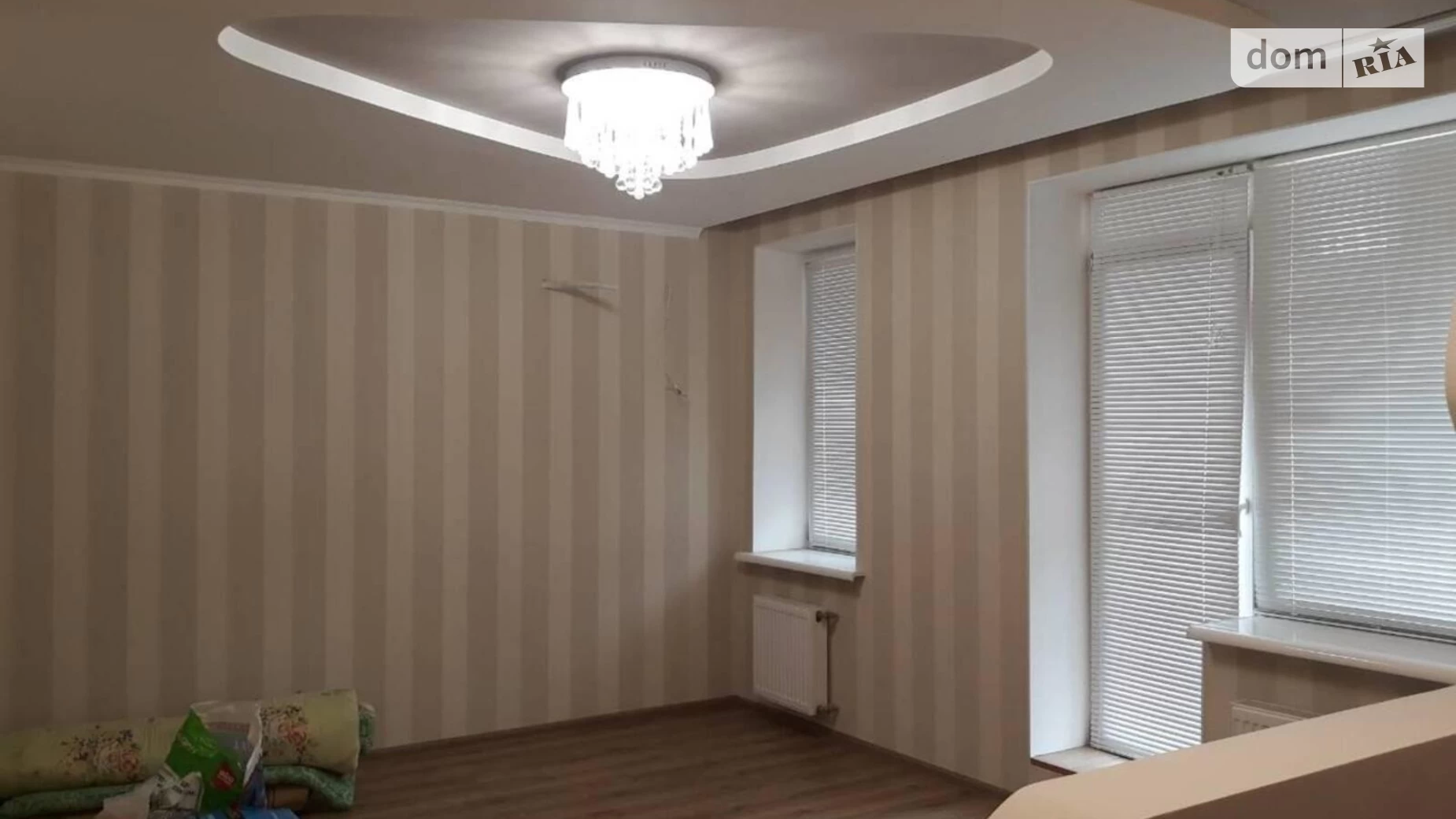 Продається 2-кімнатна квартира 62 кв. м у Одесі, вул. Генерала Цвєтаєва