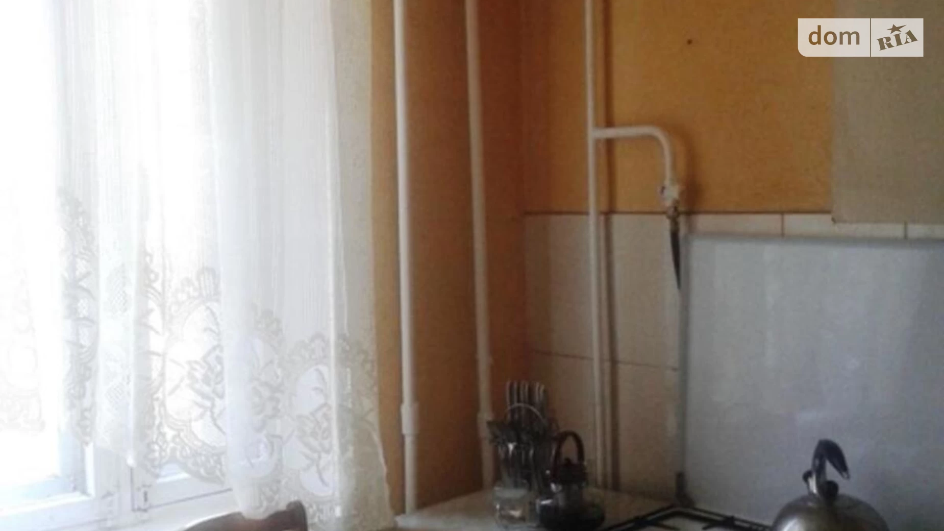 Продается 1-комнатная квартира 34 кв. м в Одессе, просп. Небесной Сотни