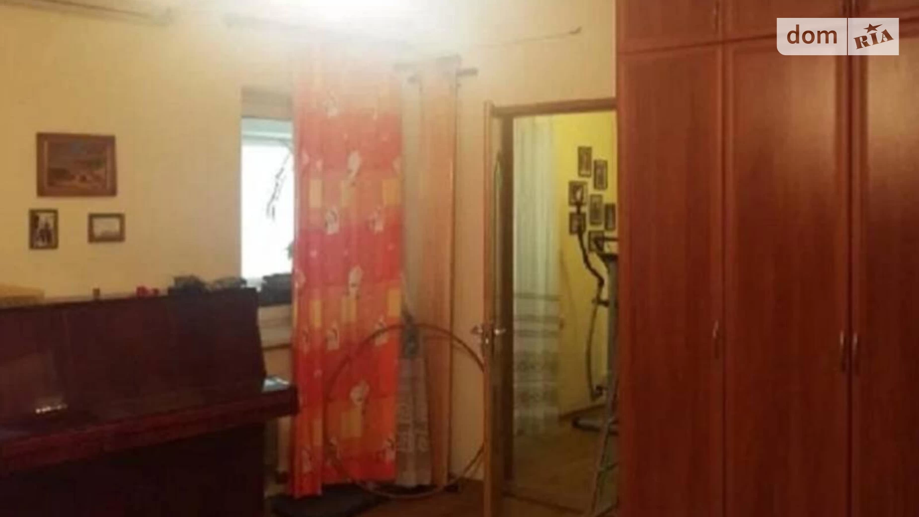 Продається 3-кімнатна квартира 131 кв. м у Одесі, вул. Чорноморського козацтва