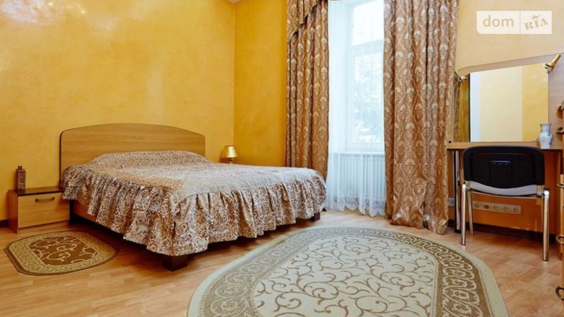 Продается 2-комнатная квартира 70 кв. м в Одессе, ул. Дерибасовская, 19 - фото 2