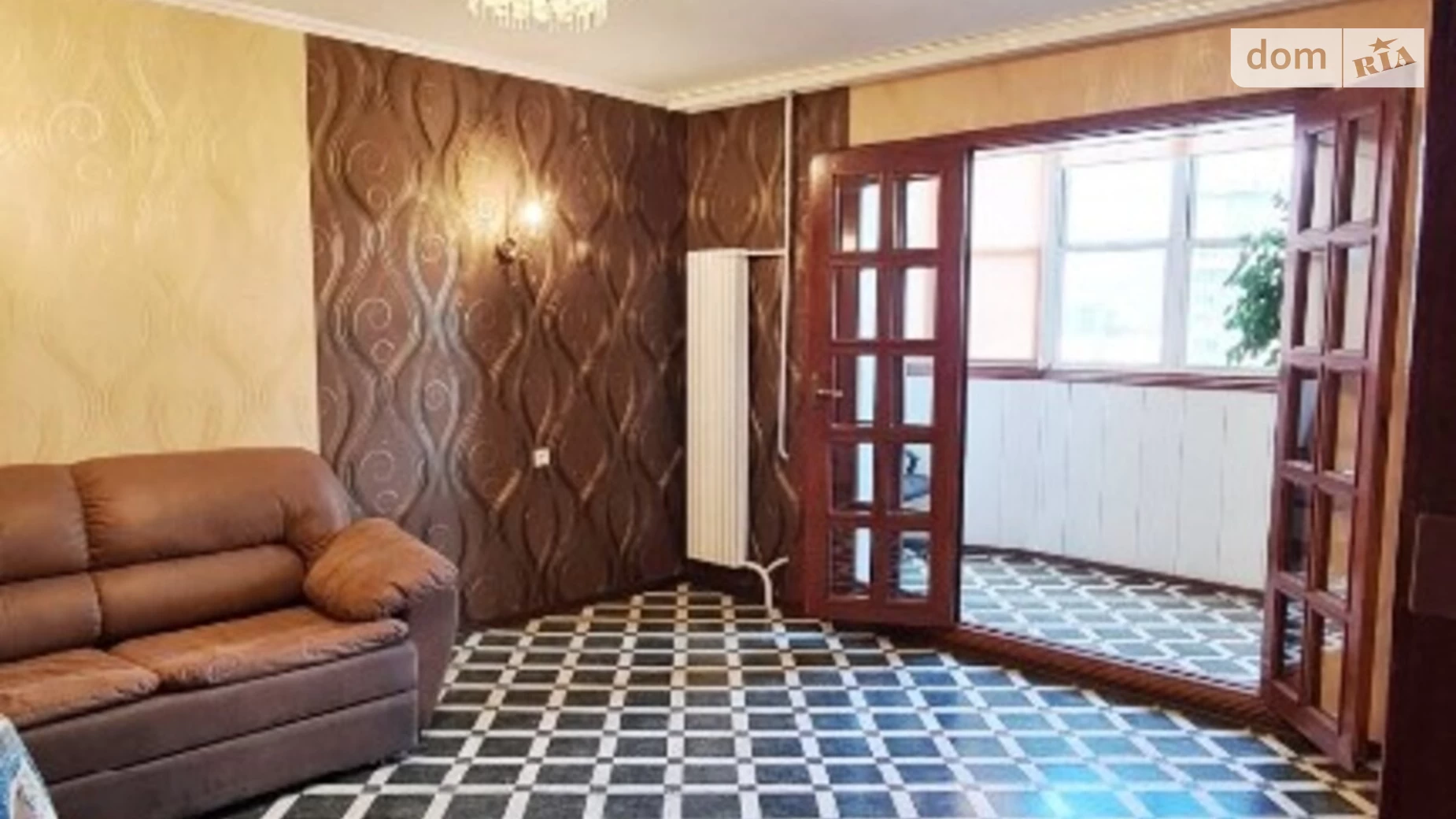 Продається 3-кімнатна квартира 85 кв. м у Одесі, вул. Владислава Бувалкіна(Генерала Бочарова)