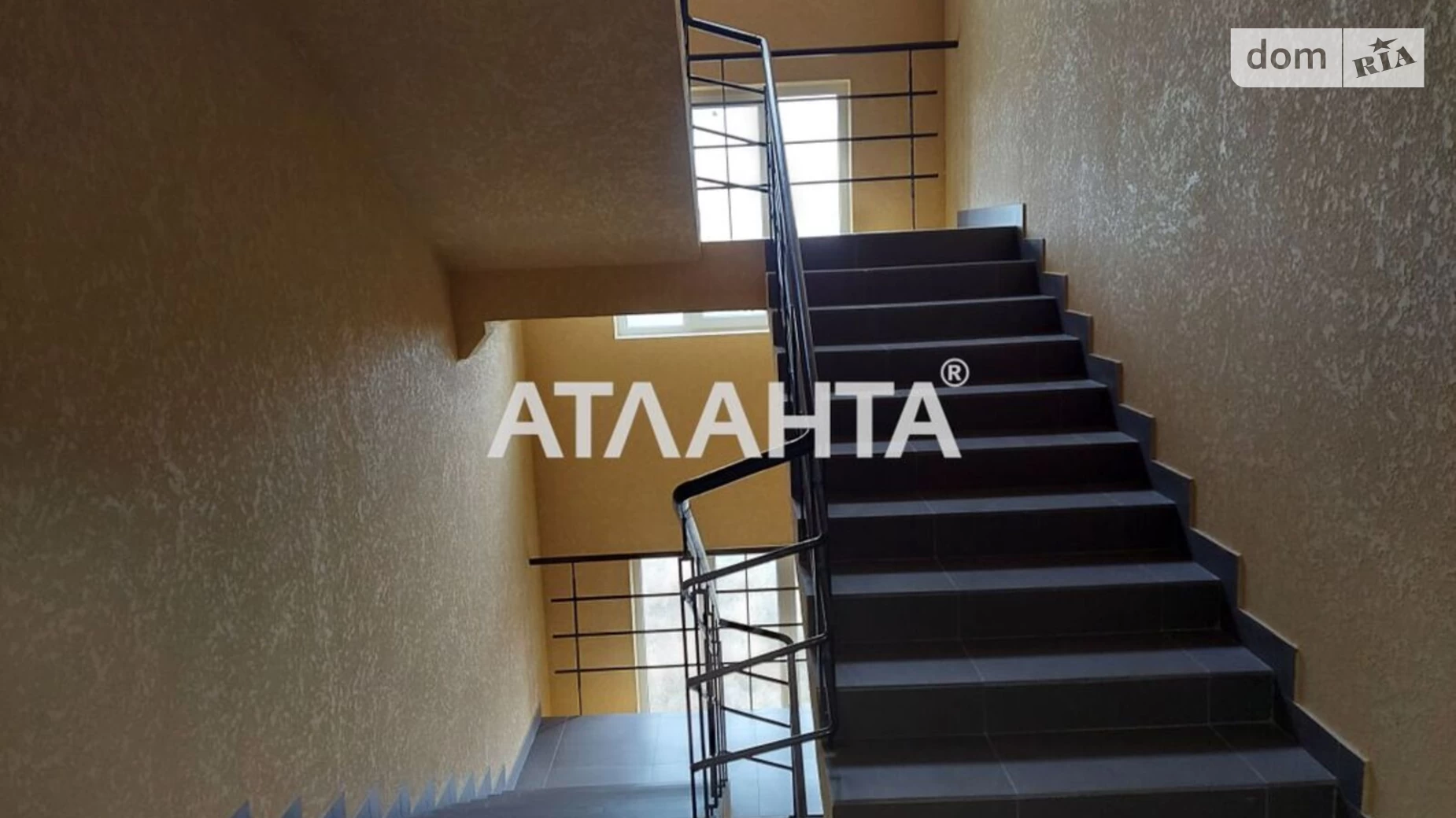 Продается 1-комнатная квартира 44 кв. м в Лесках, Украинки Леси, 0