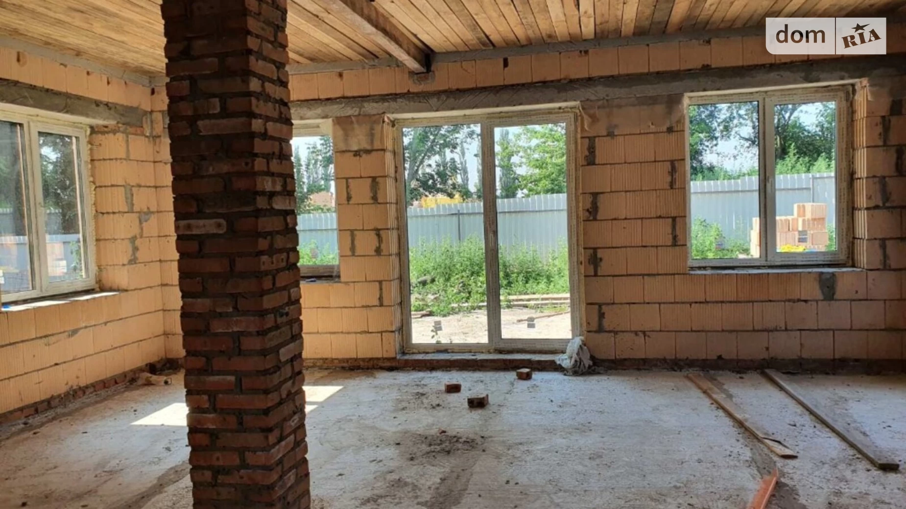 Продается дом на 2 этажа 104 кв. м с верандой, цена: 63000 $ - фото 2