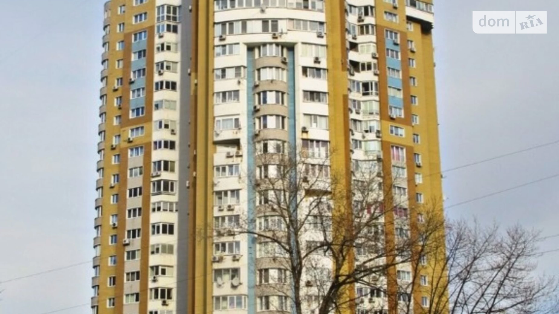Продается 3-комнатная квартира 115 кв. м в Киеве, ул. Евгения Сверстюка, 52В