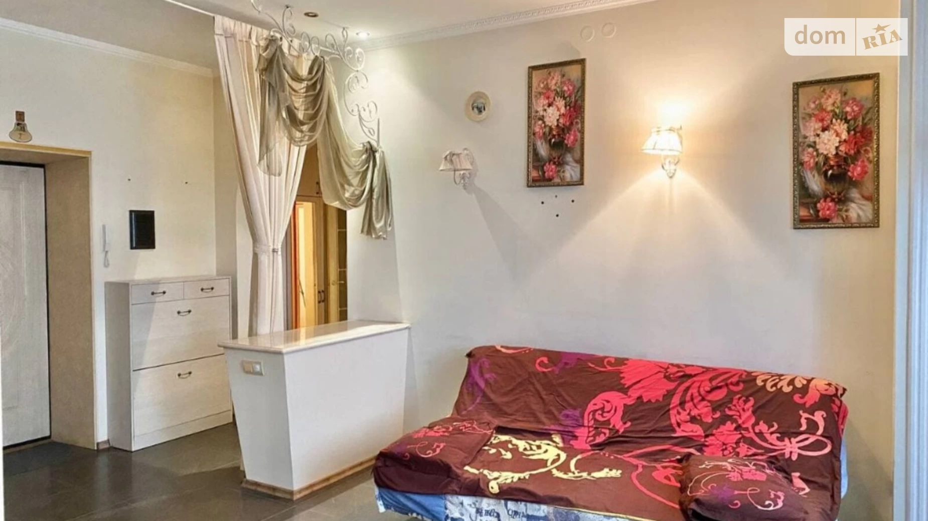Продается 2-комнатная квартира 80 кв. м в Черноморске, ул. Хантадзе