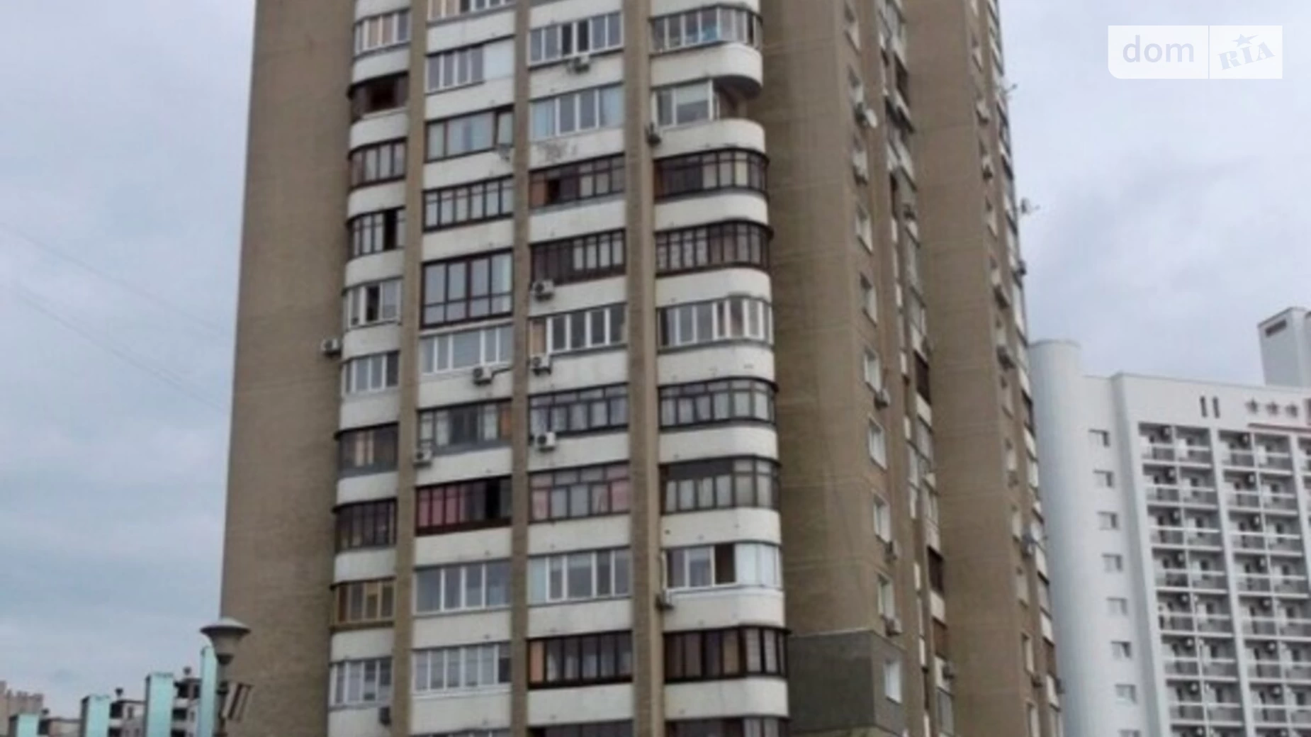 Продается 4-комнатная квартира 106 кв. м в Киеве, ул. Генерала Жмаченка, 2 - фото 2