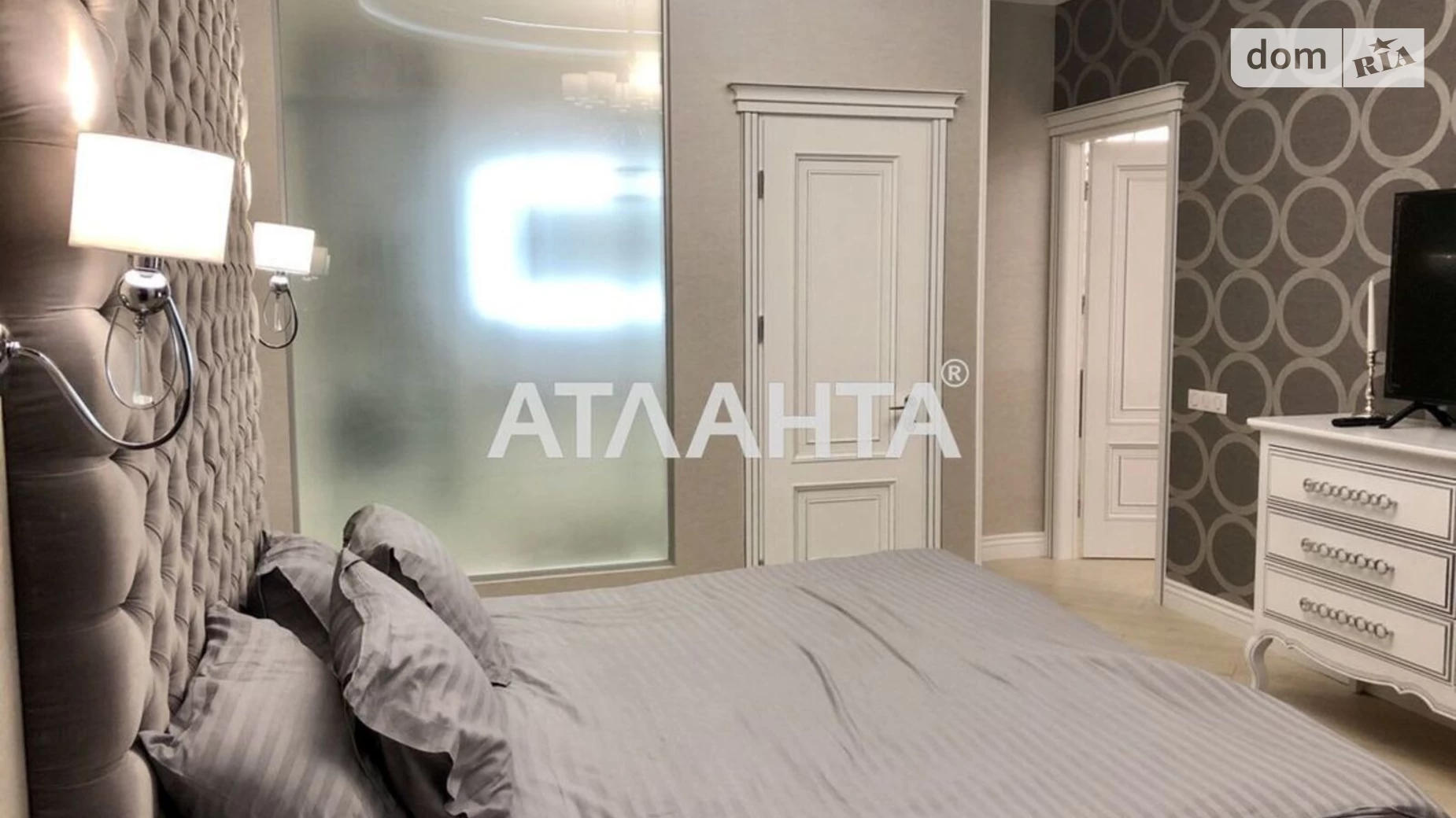 Продается 2-комнатная квартира 110 кв. м в Одессе, плато Гагаринское, 5/2 - фото 2