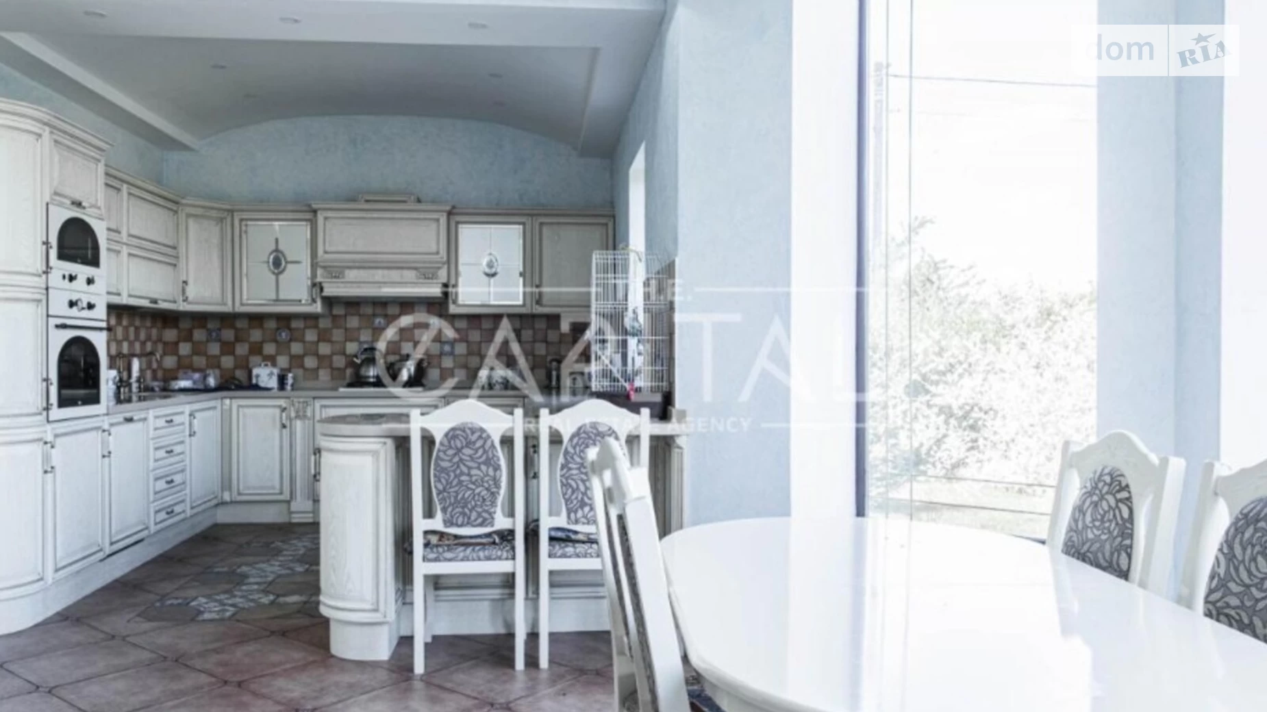 Продается дом на 2 этажа 310 кв. м с камином, цена: 283500 $ - фото 3