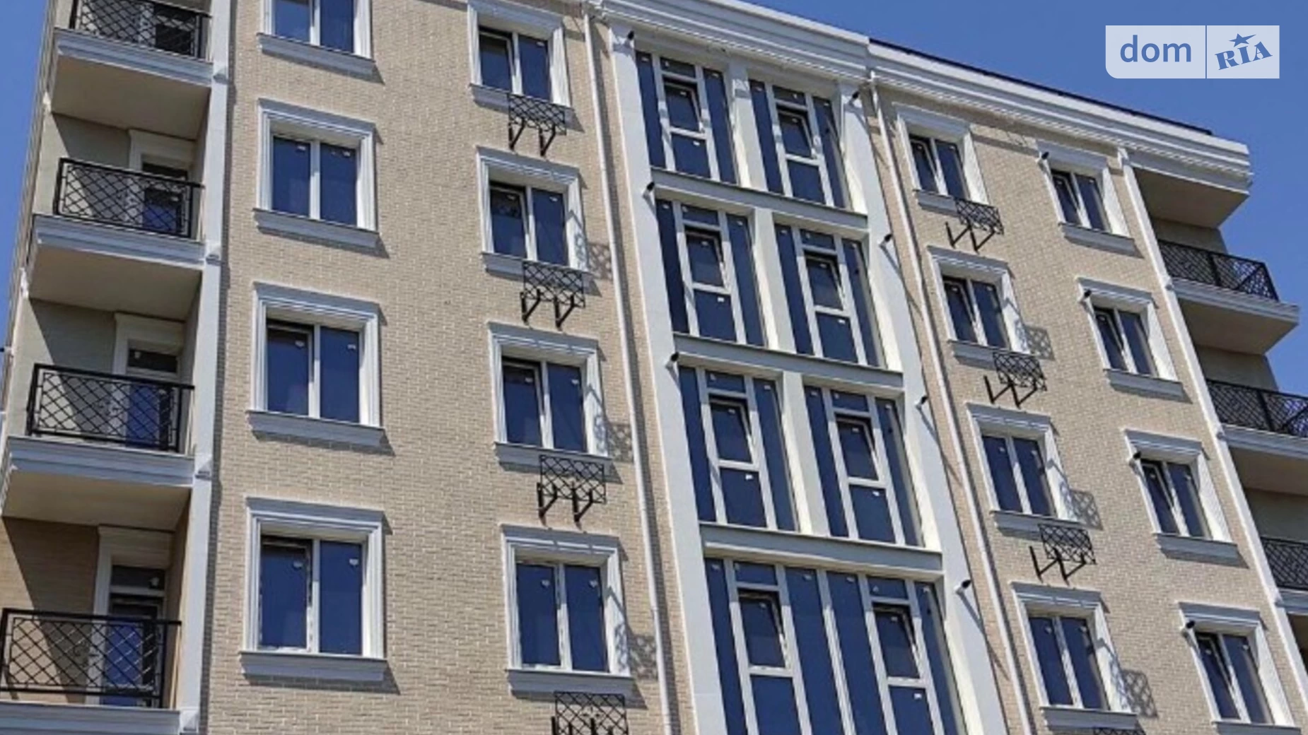 Продается 1-комнатная квартира 37 кв. м в Одессе, ул. Новосельского