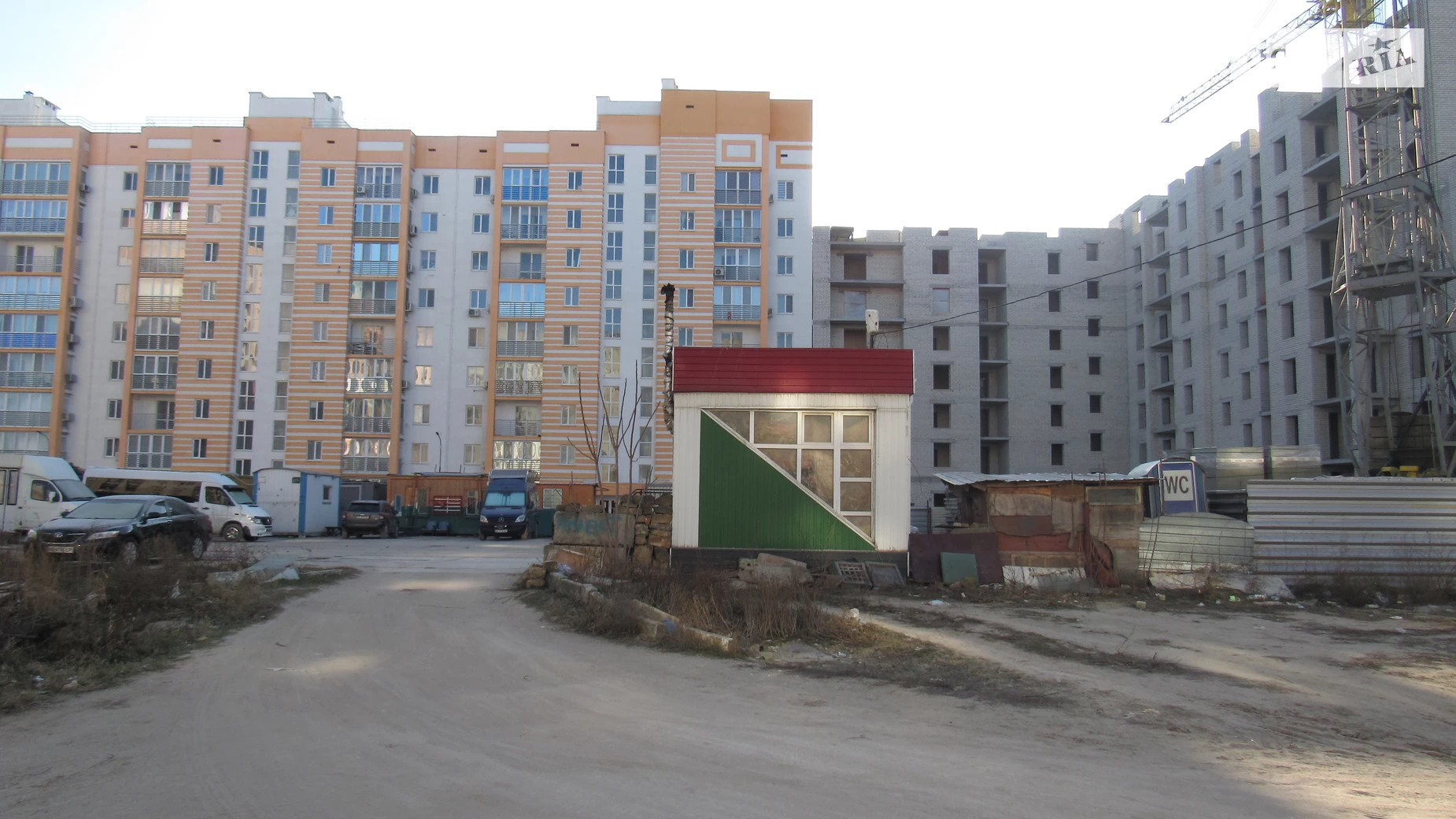 Продається 2-кімнатна квартира 60.6 кв. м у Миколаєві, вул. Озерна, 47А