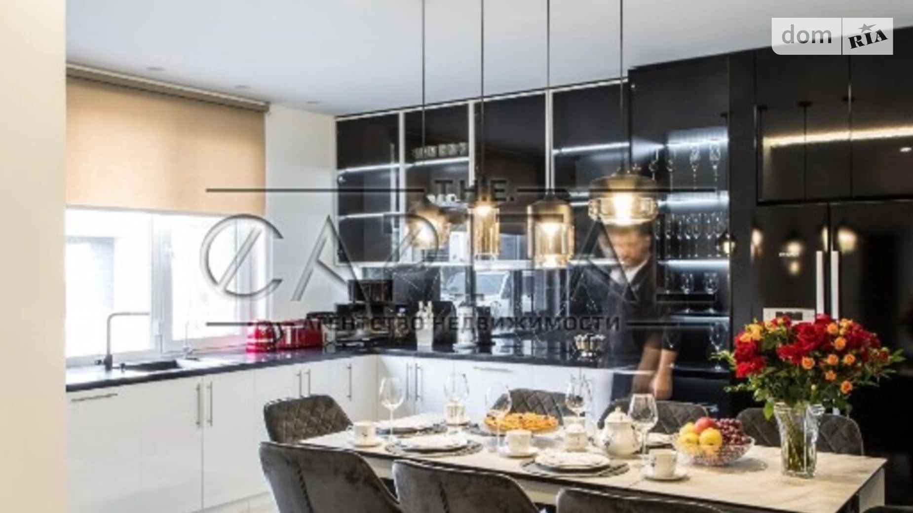 Продается дом на 2 этажа 258 кв. м с гаражом, цена: 520000 $ - фото 5