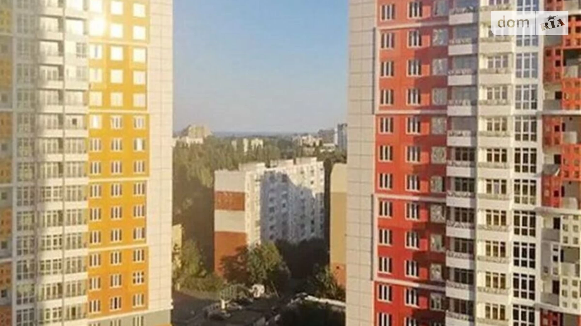 Продается 3-комнатная квартира 99 кв. м в Одессе, ул. Гагарина - фото 2