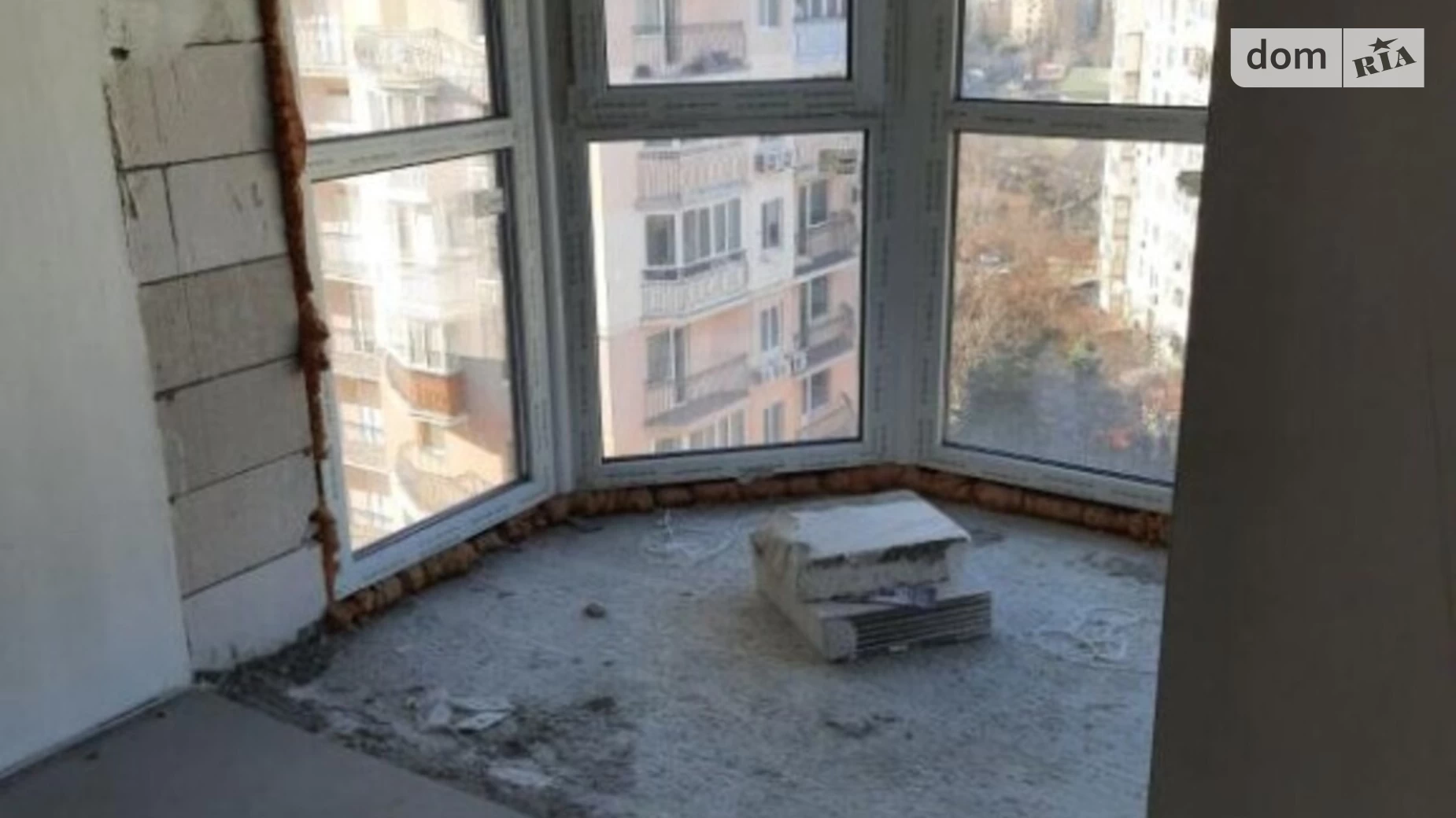 Продается 2-комнатная квартира 77 кв. м в Одессе, ул. Маршала Малиновского, 1 - фото 3