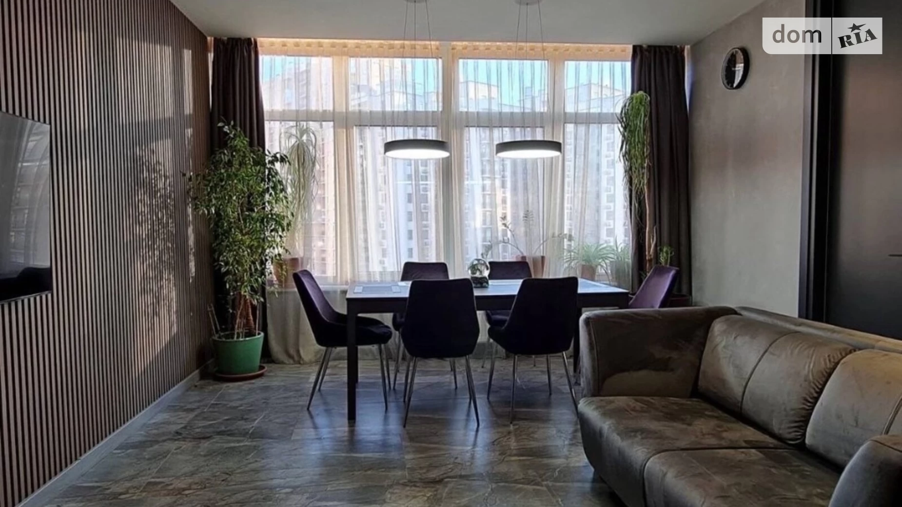 Продается 3-комнатная квартира 109 кв. м в Одессе, ул. Генуэзская, 3В