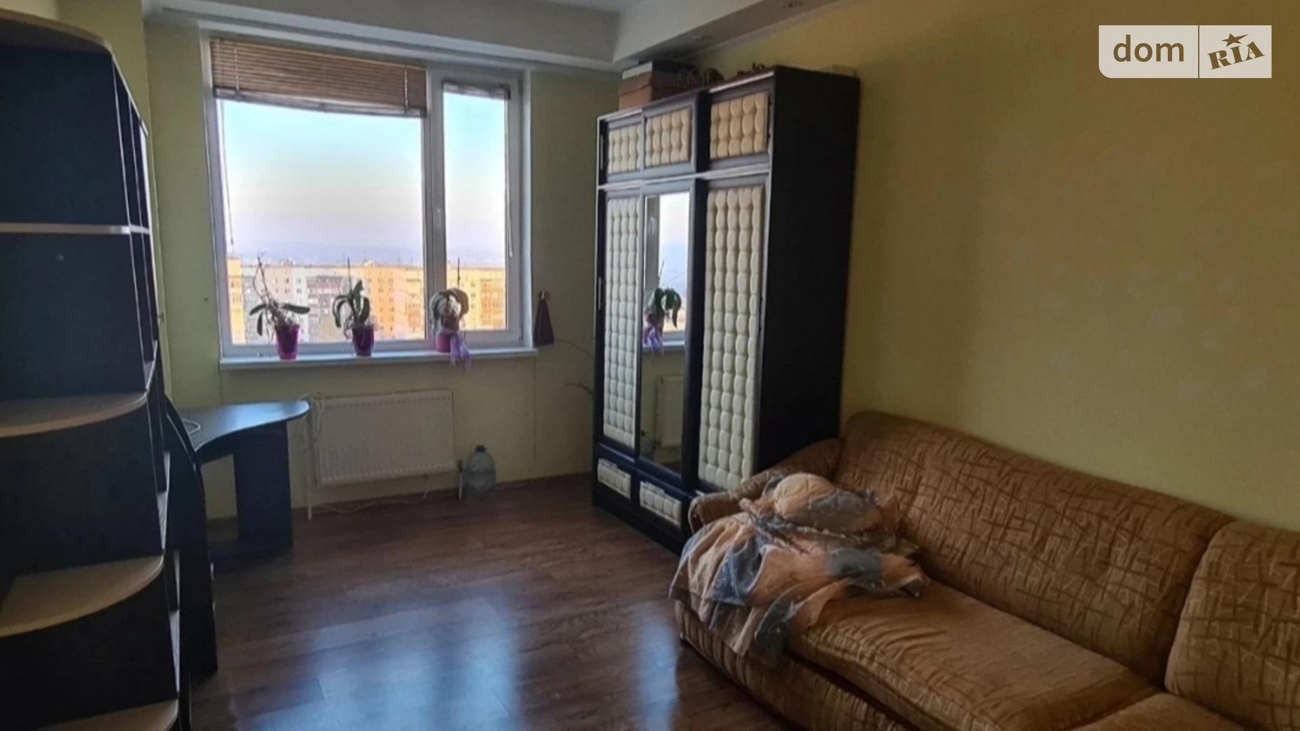 Продается 2-комнатная квартира 60 кв. м в Черновцах