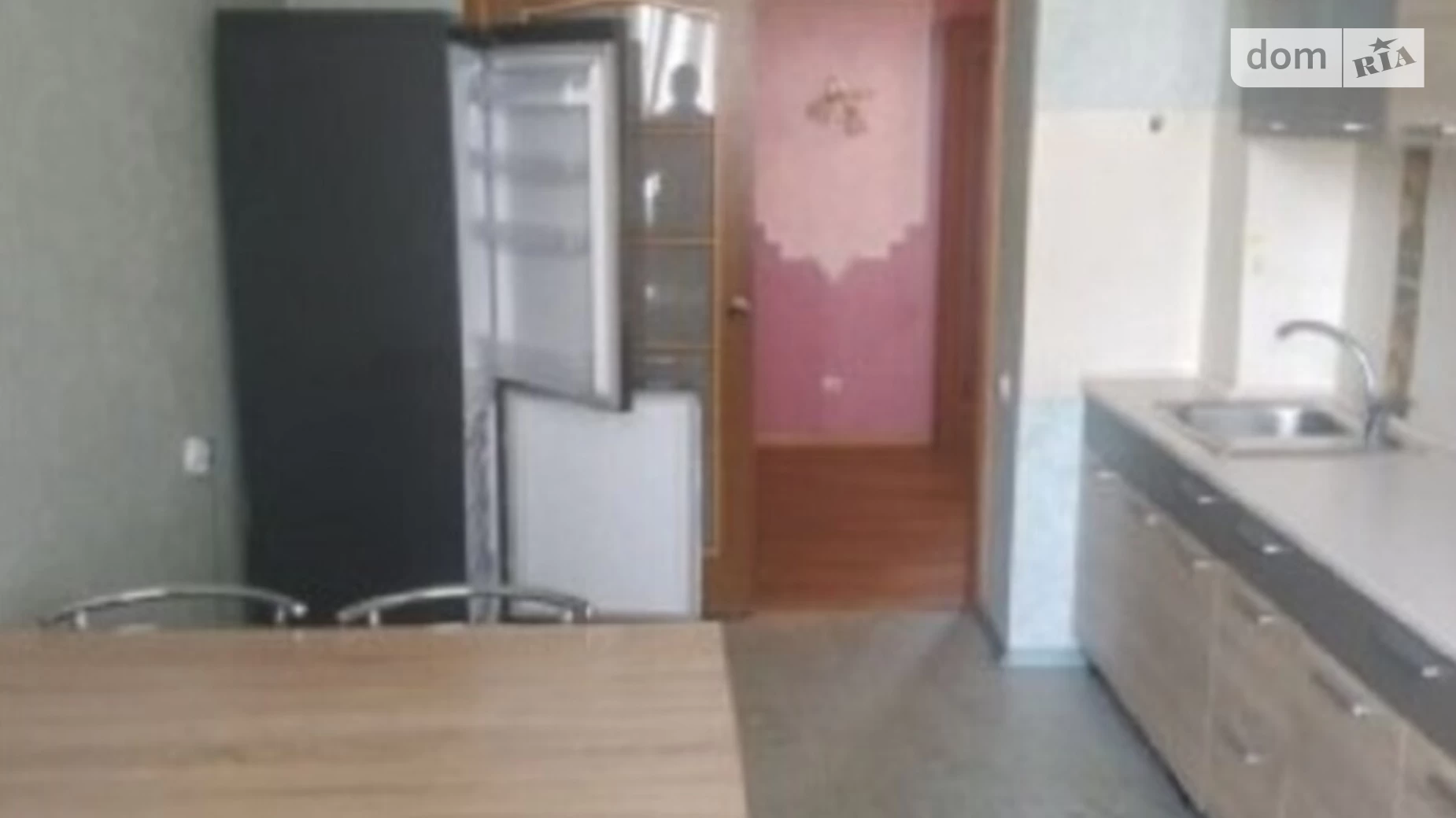 Продается 3-комнатная квартира 110 кв. м в Одессе, ул. Маршала Говорова