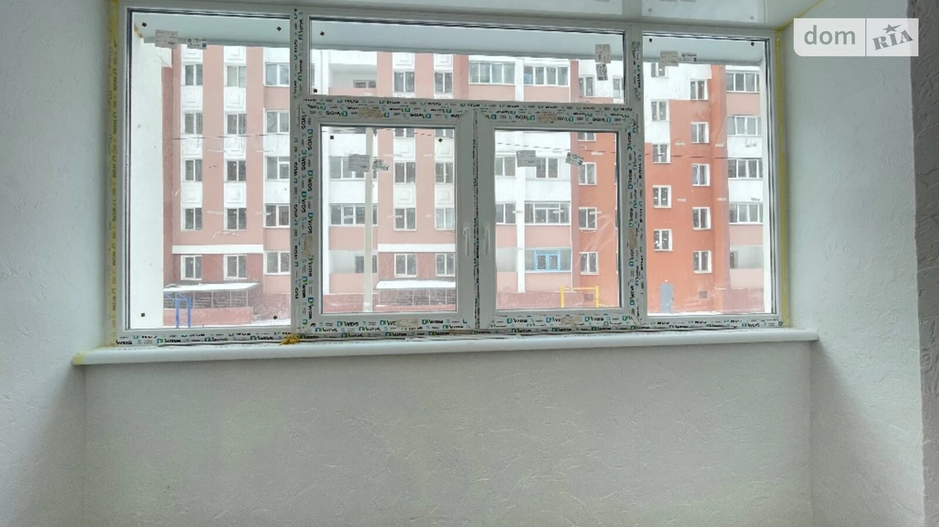 Продается 1-комнатная квартира 37 кв. м в Харькове, ул. Академика Барабашова