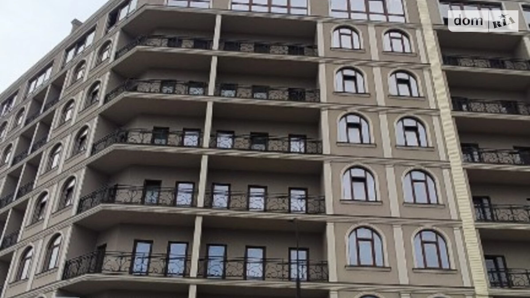 Продается 1-комнатная квартира 47 кв. м в Одессе, ул. Дача Ковалевского - фото 2