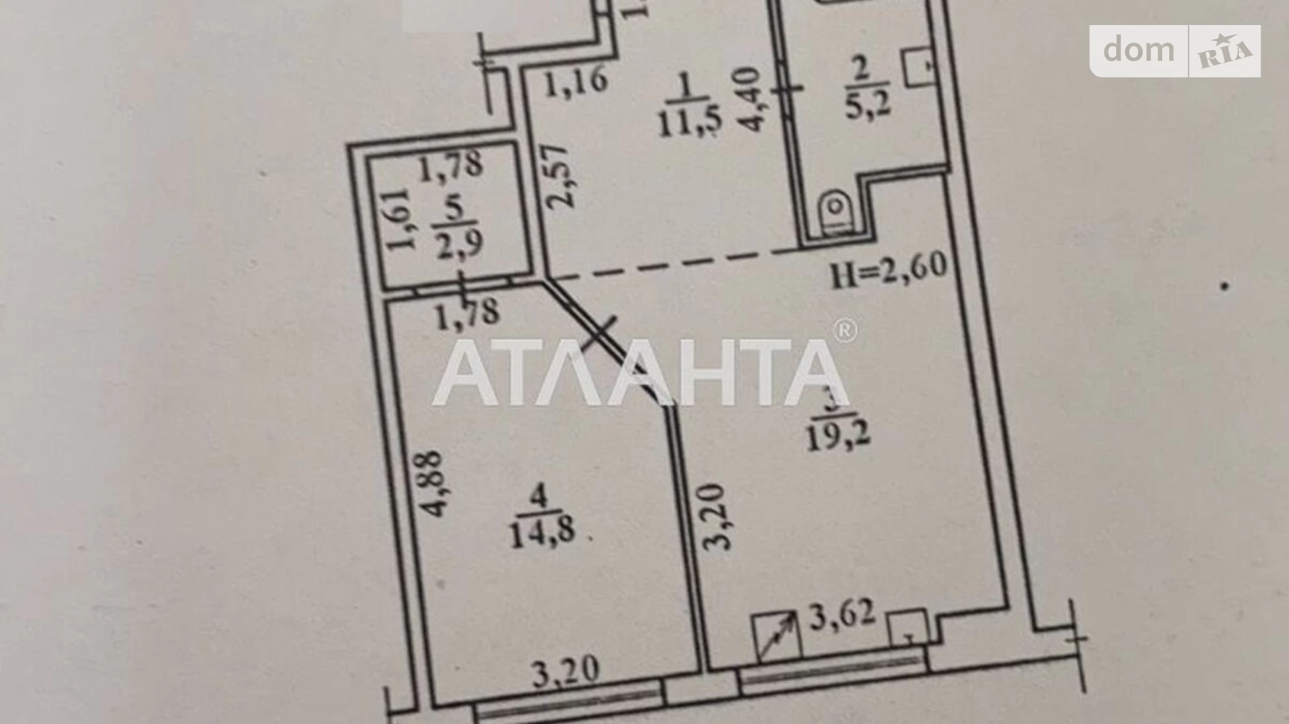 Продається 1-кімнатна квартира 53.4 кв. м у Одесі, вул. Дюківська, 5