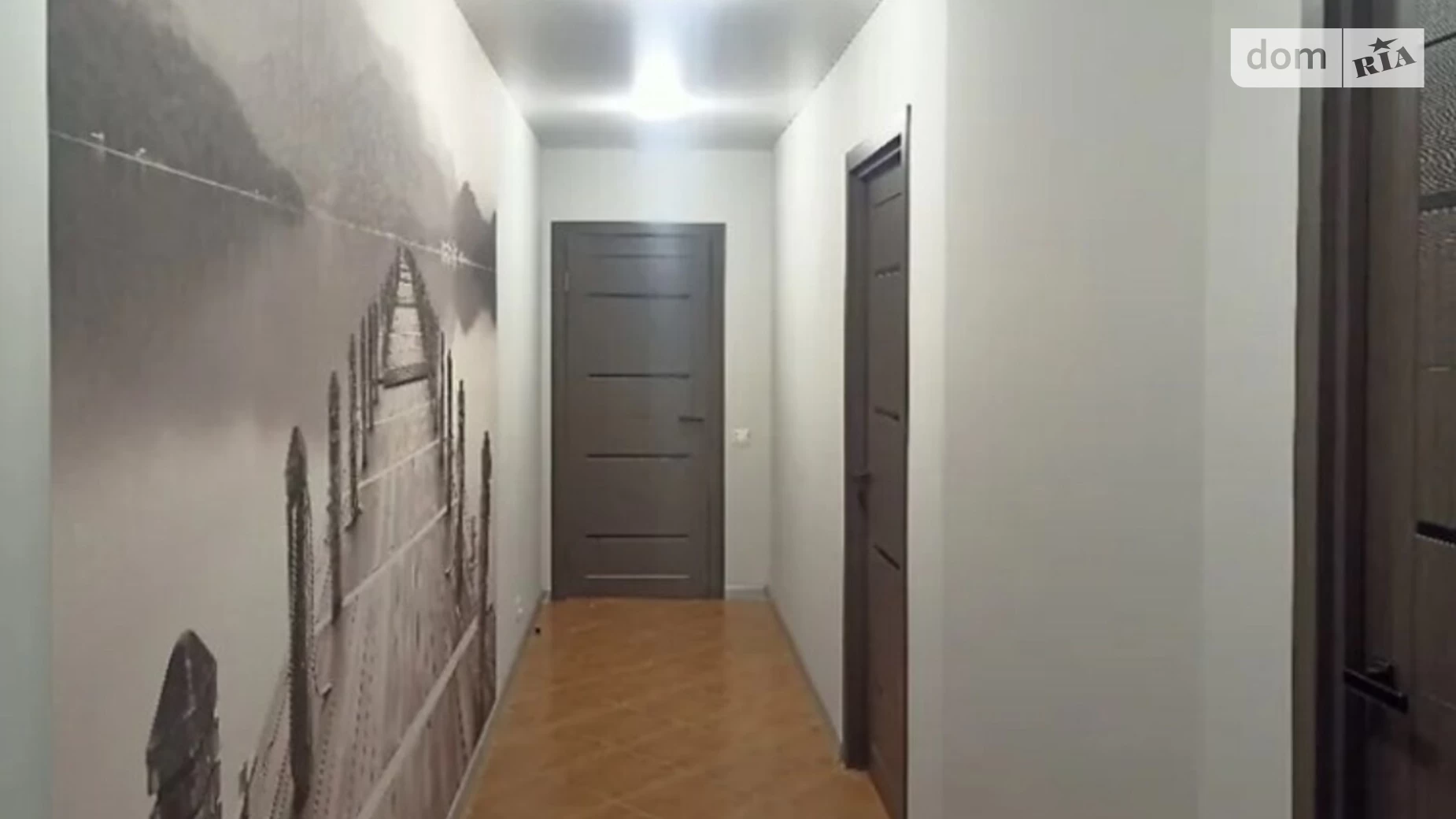 Продается 2-комнатная квартира 50 кв. м в Одессе, ул. Новосельского