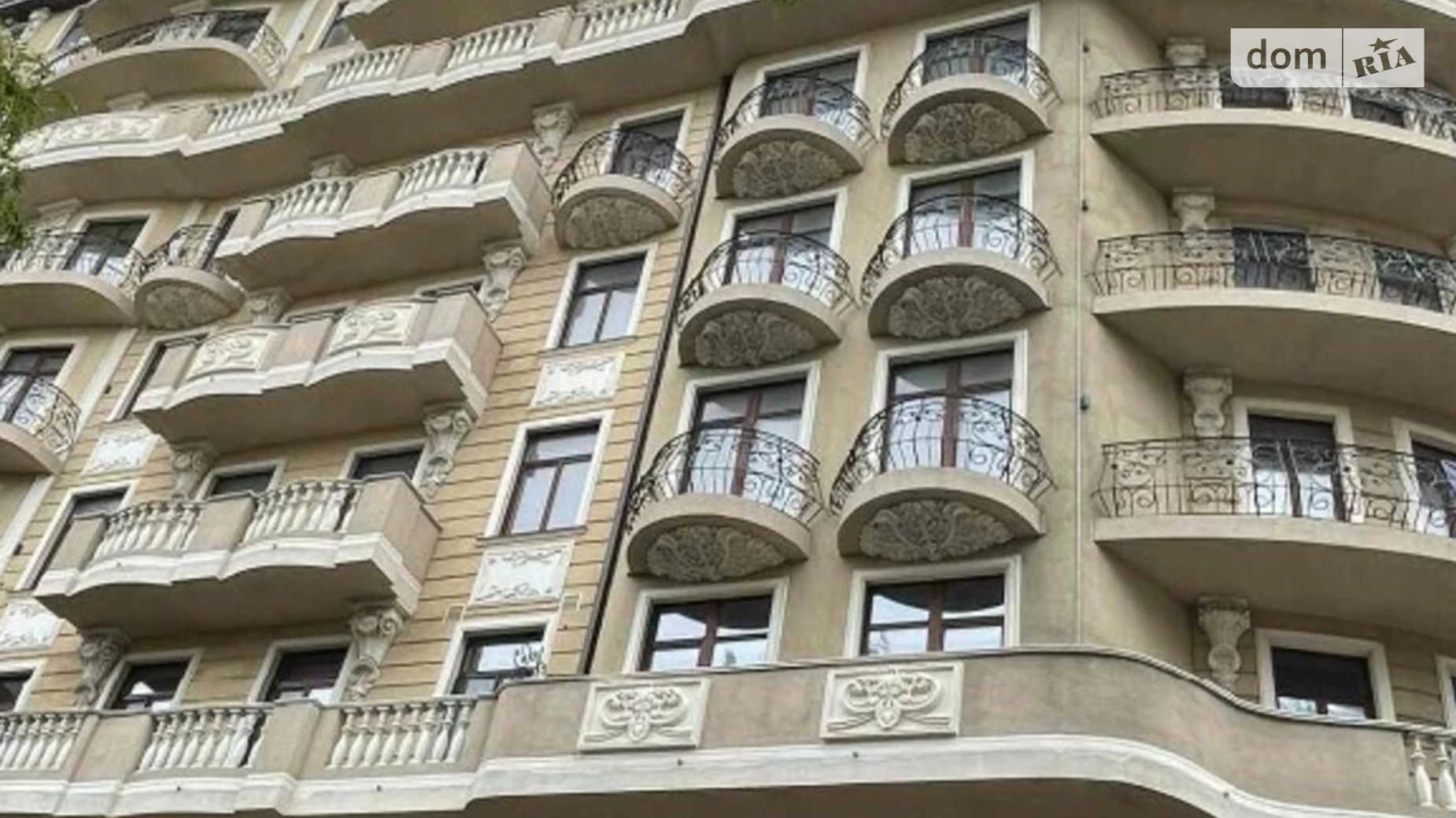 Продается 3-комнатная квартира 124 кв. м в Одессе, спуск Военный