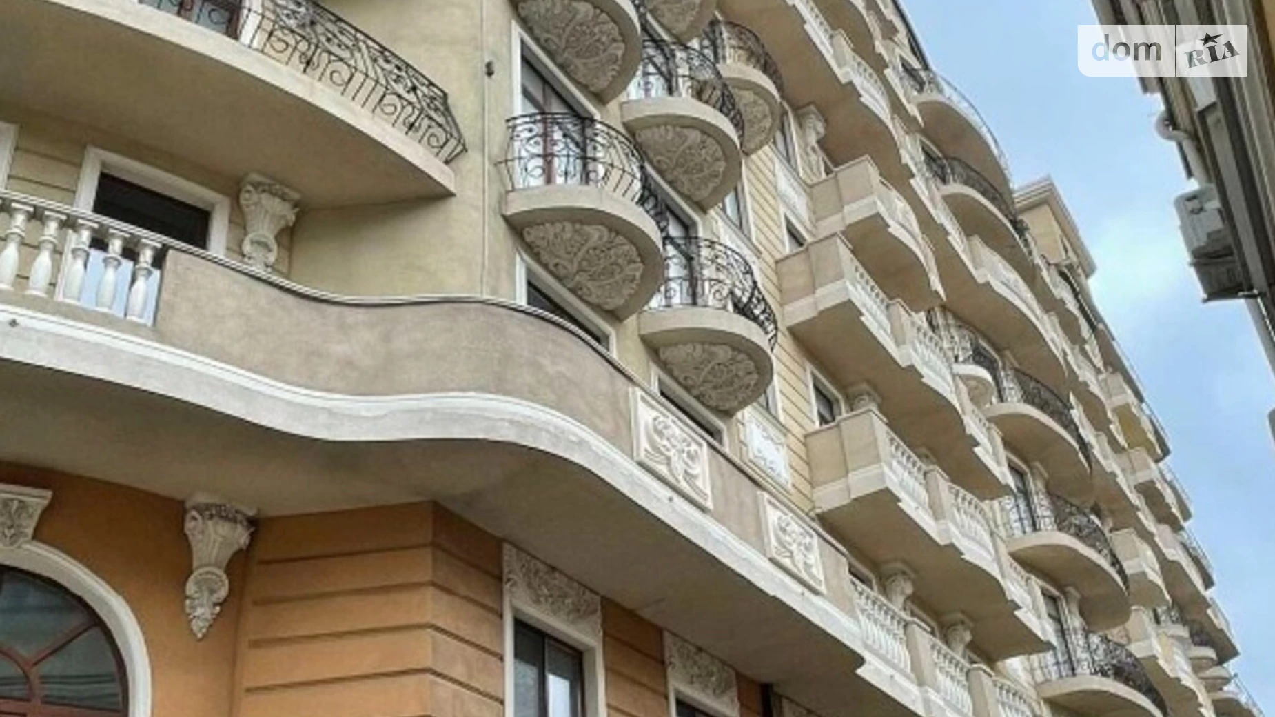 Продается 4-комнатная квартира 181 кв. м в Одессе, спуск Военный - фото 3