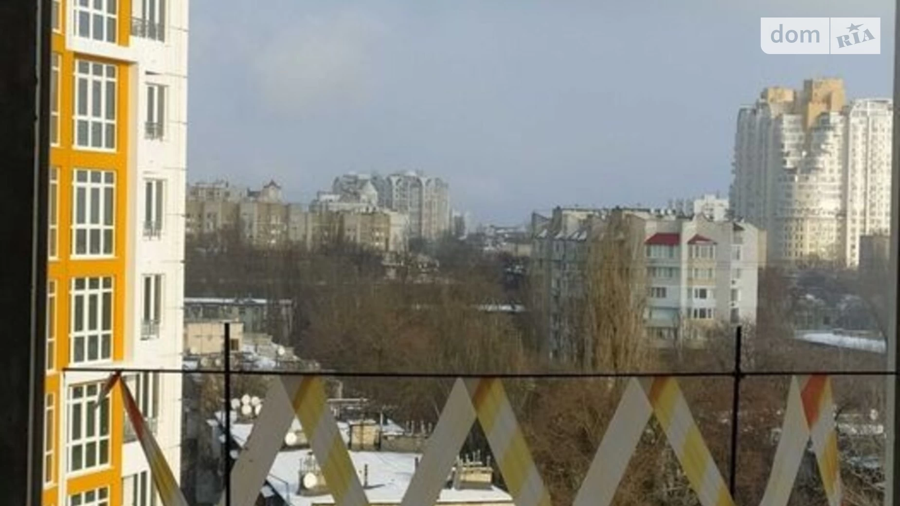Продается 1-комнатная квартира 42 кв. м в Одессе, просп. Гагарина, 19 - фото 2