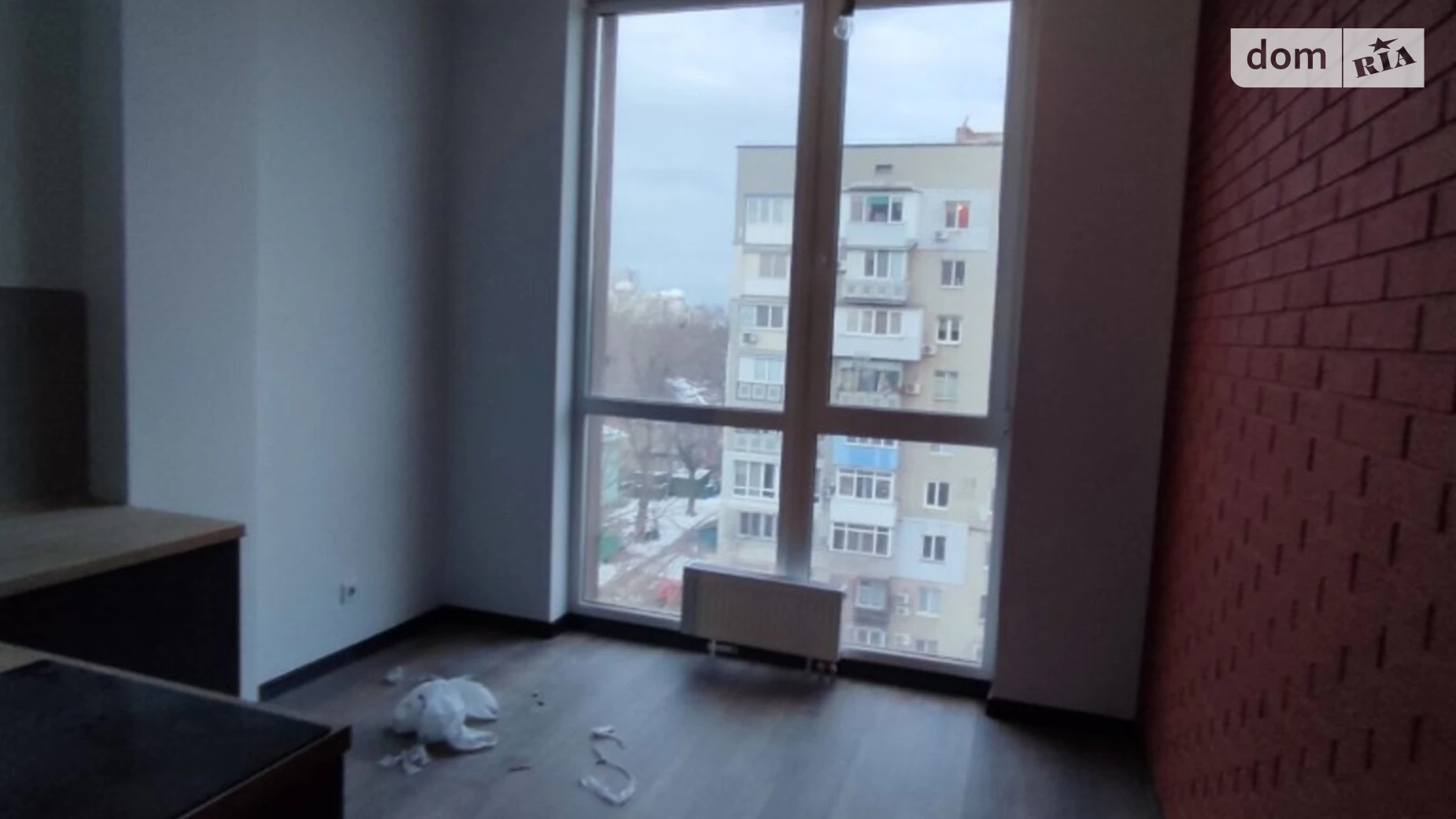Продается 1-комнатная квартира 35 кв. м в Одессе, ул. Гераневая, 8