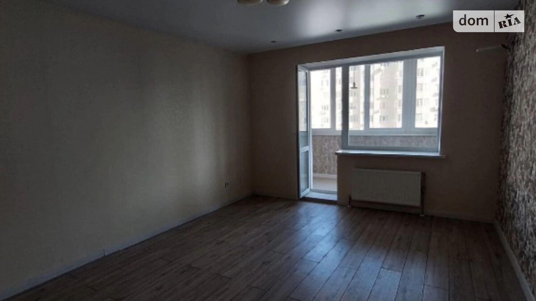 Продается 3-комнатная квартира 90 кв. м в Одессе, ул. Костанди