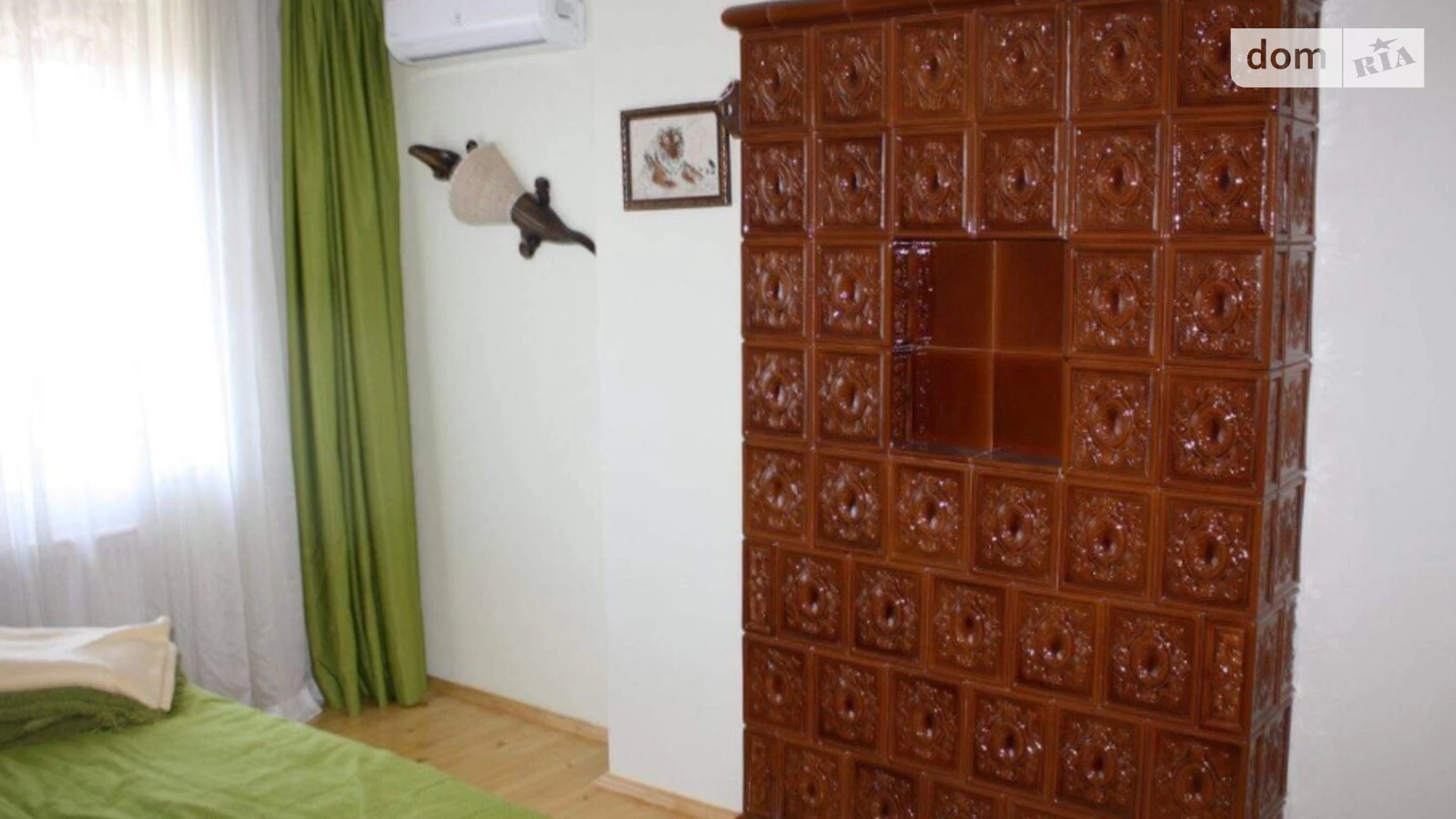 Продается 3-комнатная квартира 106 кв. м в Ужгороде, ул. Берчени