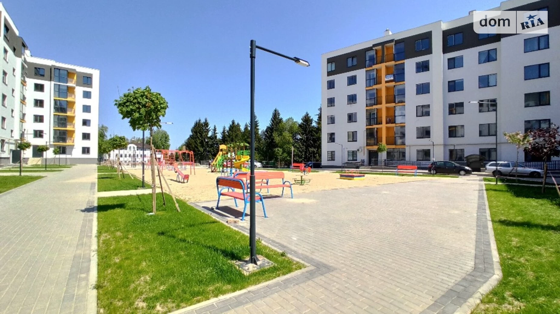 Продается 1-комнатная квартира 47 кв. м в Березиной, ул. Радужная - фото 2