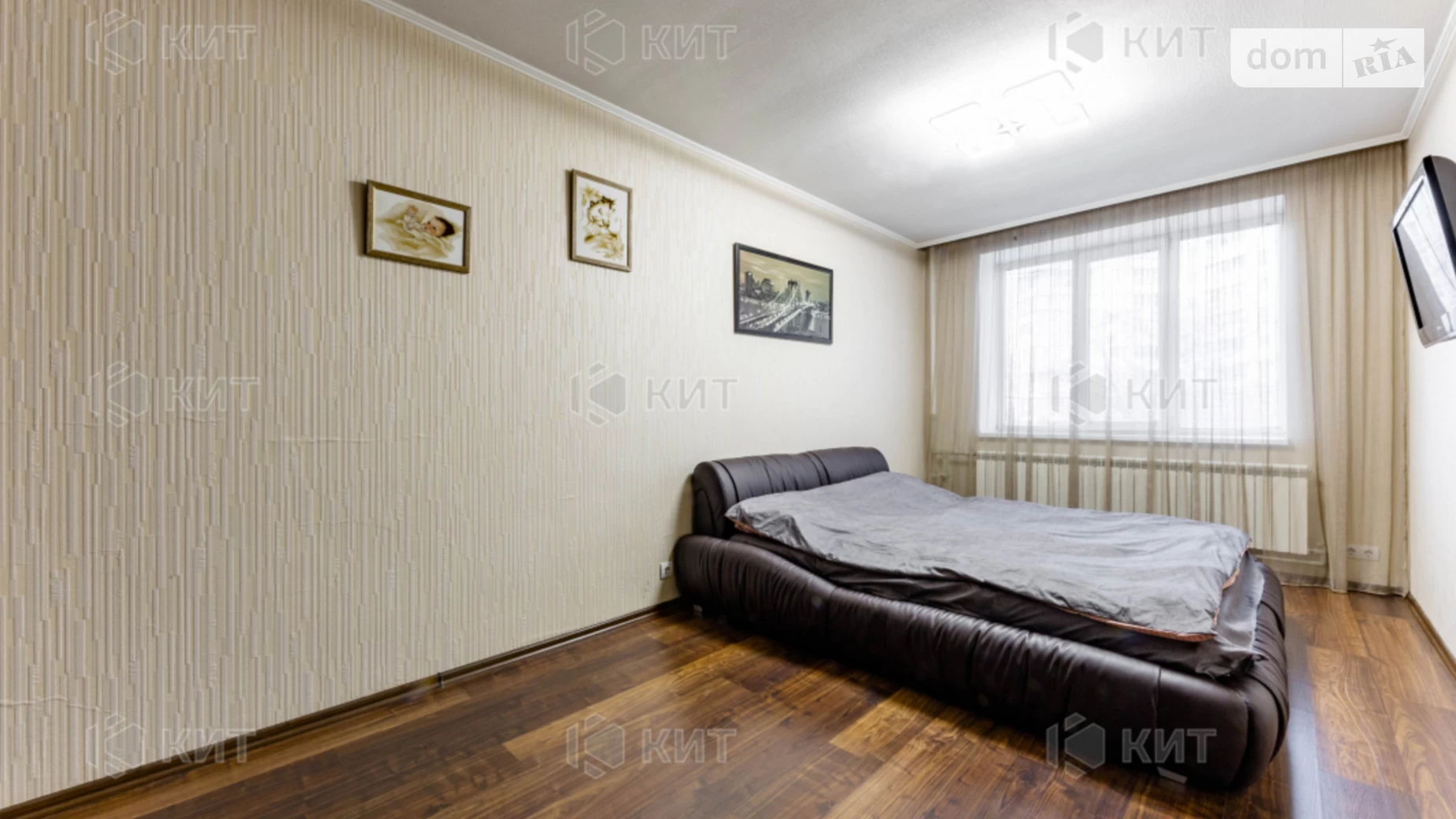 Продається 3-кімнатна квартира 82 кв. м у Харкові, вул. Дружби Народів, 228А
