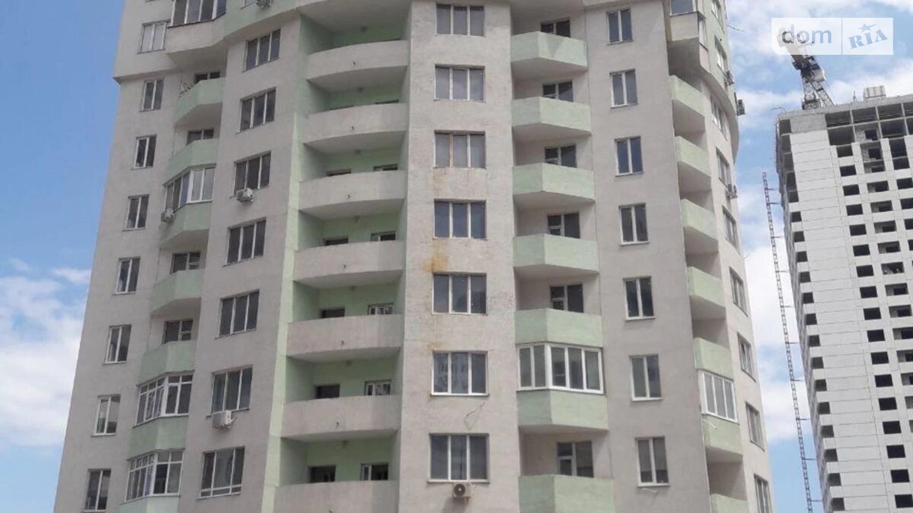 Продается 2-комнатная квартира 89 кв. м в Одессе, ул. Люстдорфская дорога, 55Ж